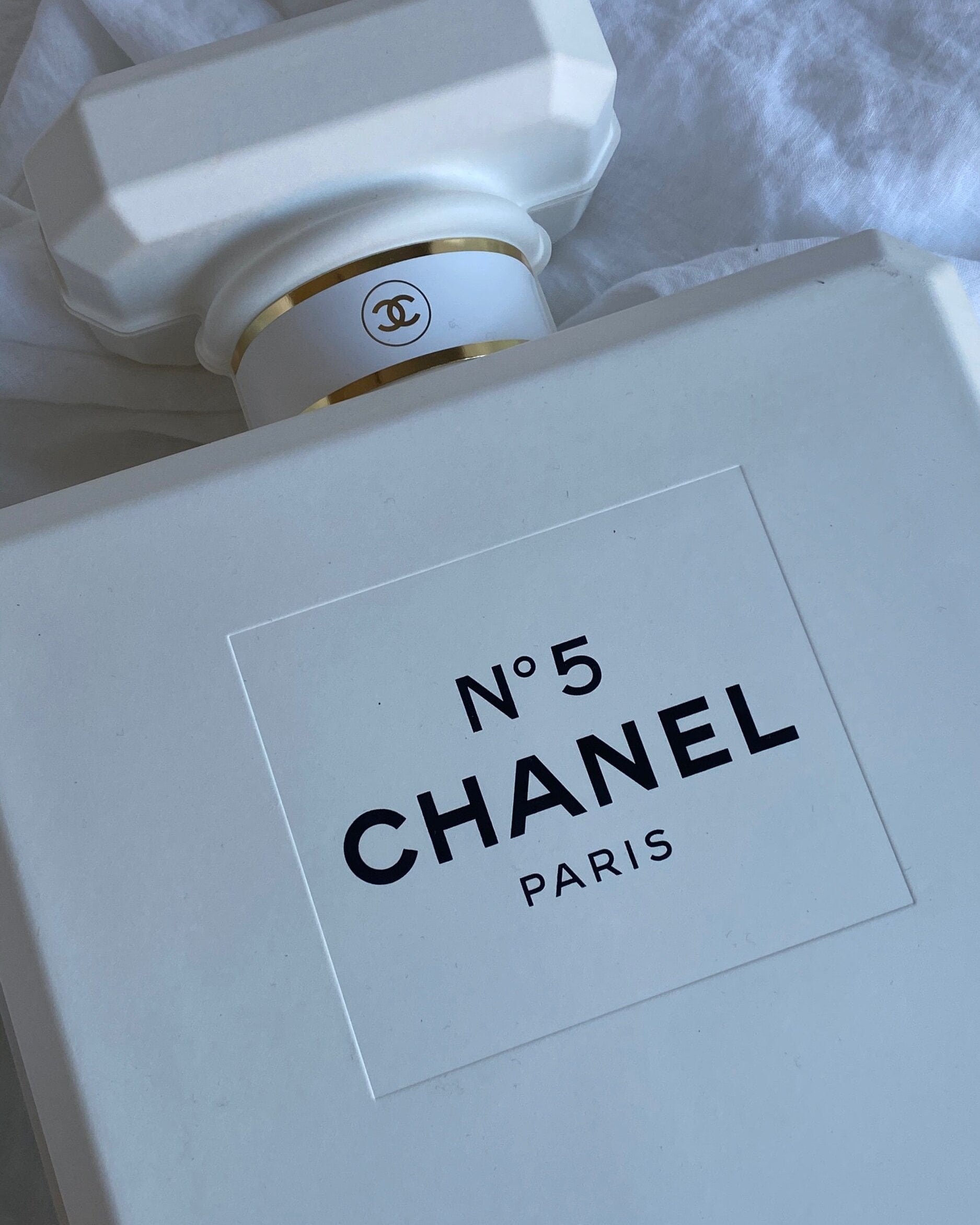 CHANEL Advent Calendar Chanel No. 5 Advent Calendar From 2021 collection - Redeluxe