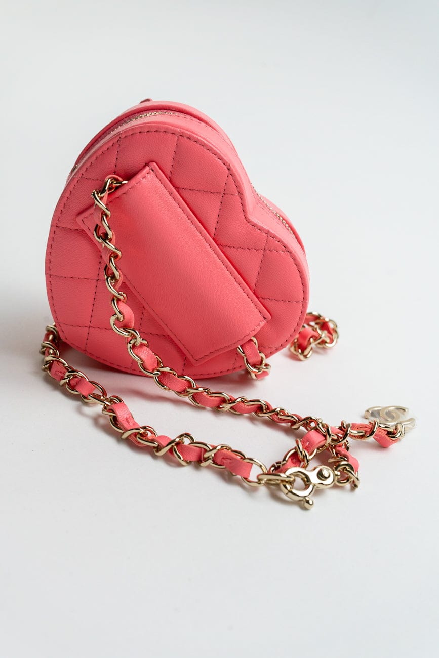 Buy Luxury CHANEL 22S CC In Love Heart Pink Lambskin Belt Bag ...