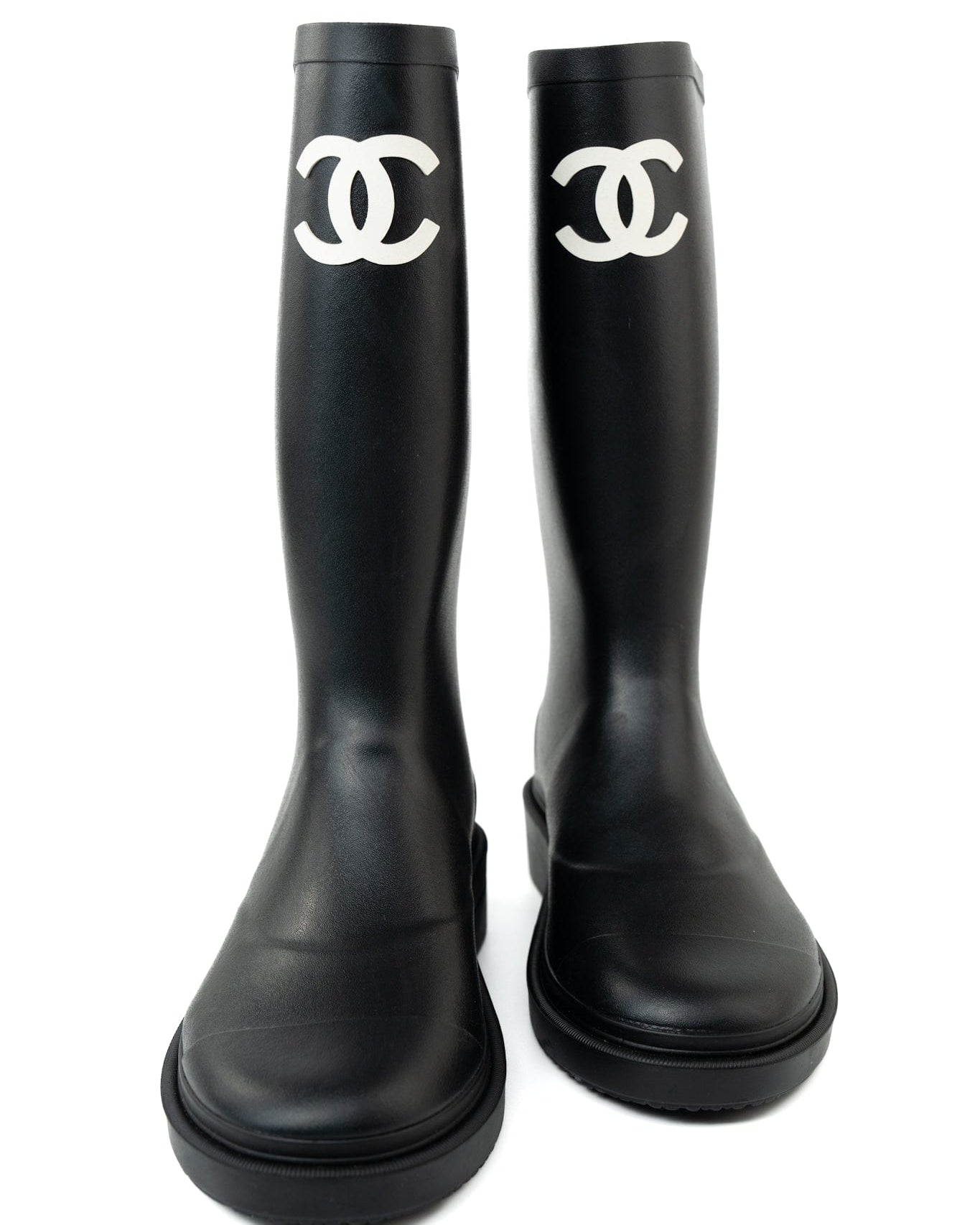 CHANEL Boots Size 36.5 22A Black Caoutchouk CC High Boots - Redeluxe