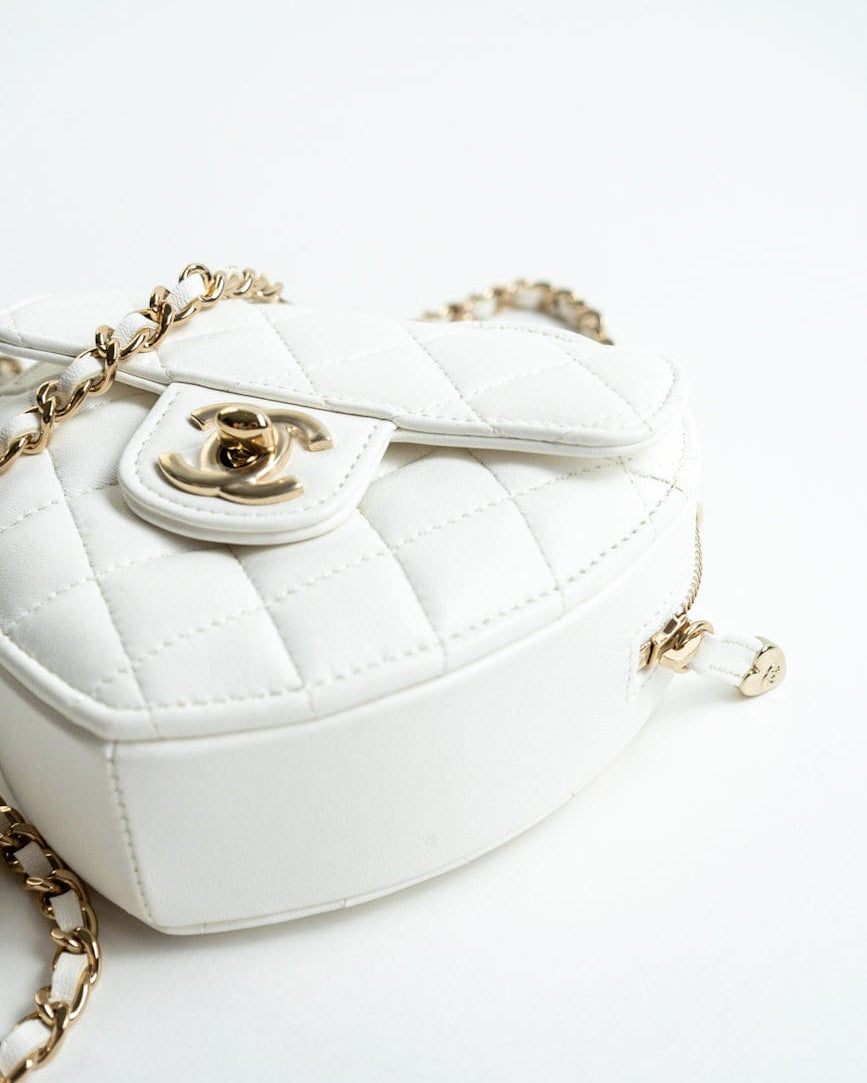 CHANEL Clutch 22S CC In Love White Lambskin Quilted Small (clutch with chain) Heart Bag LGHW - Redeluxe