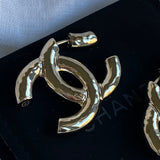 CHANEL Earrings 22C CC Earrings Light Gold - Redeluxe