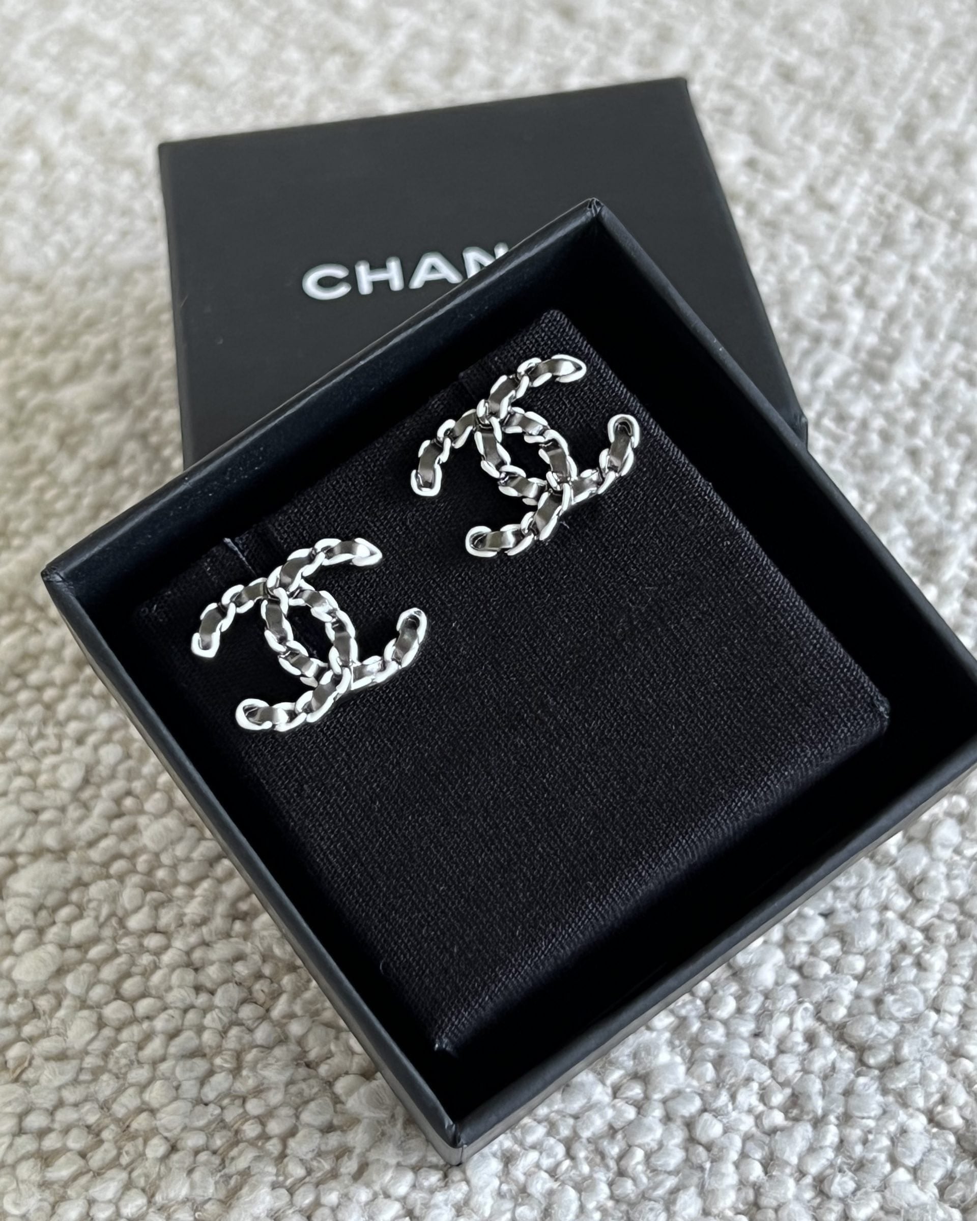 CHANEL Earrings Classic CC Ruthenium Earring - Redeluxe