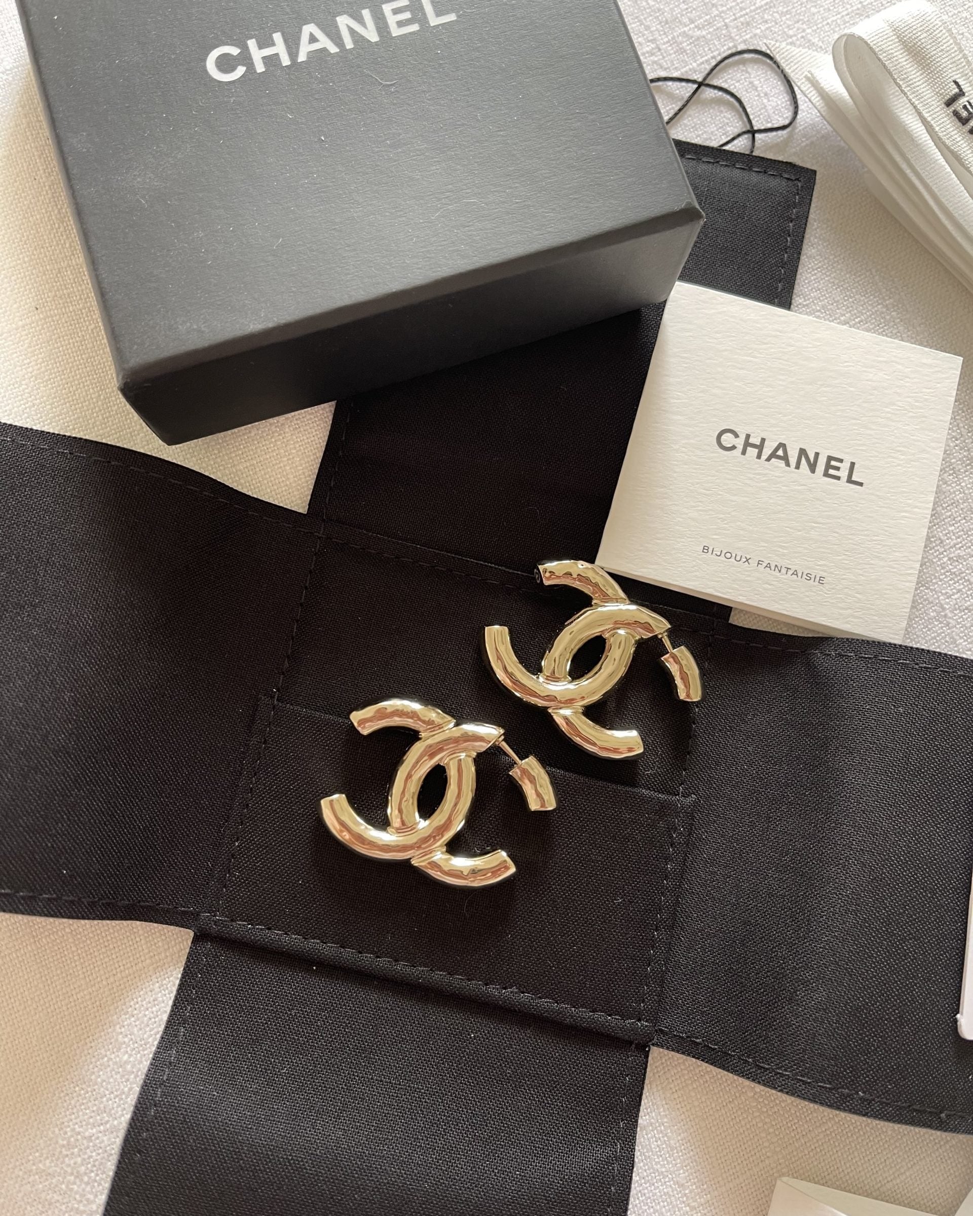 CHANEL Earrings Earrings - Redeluxe