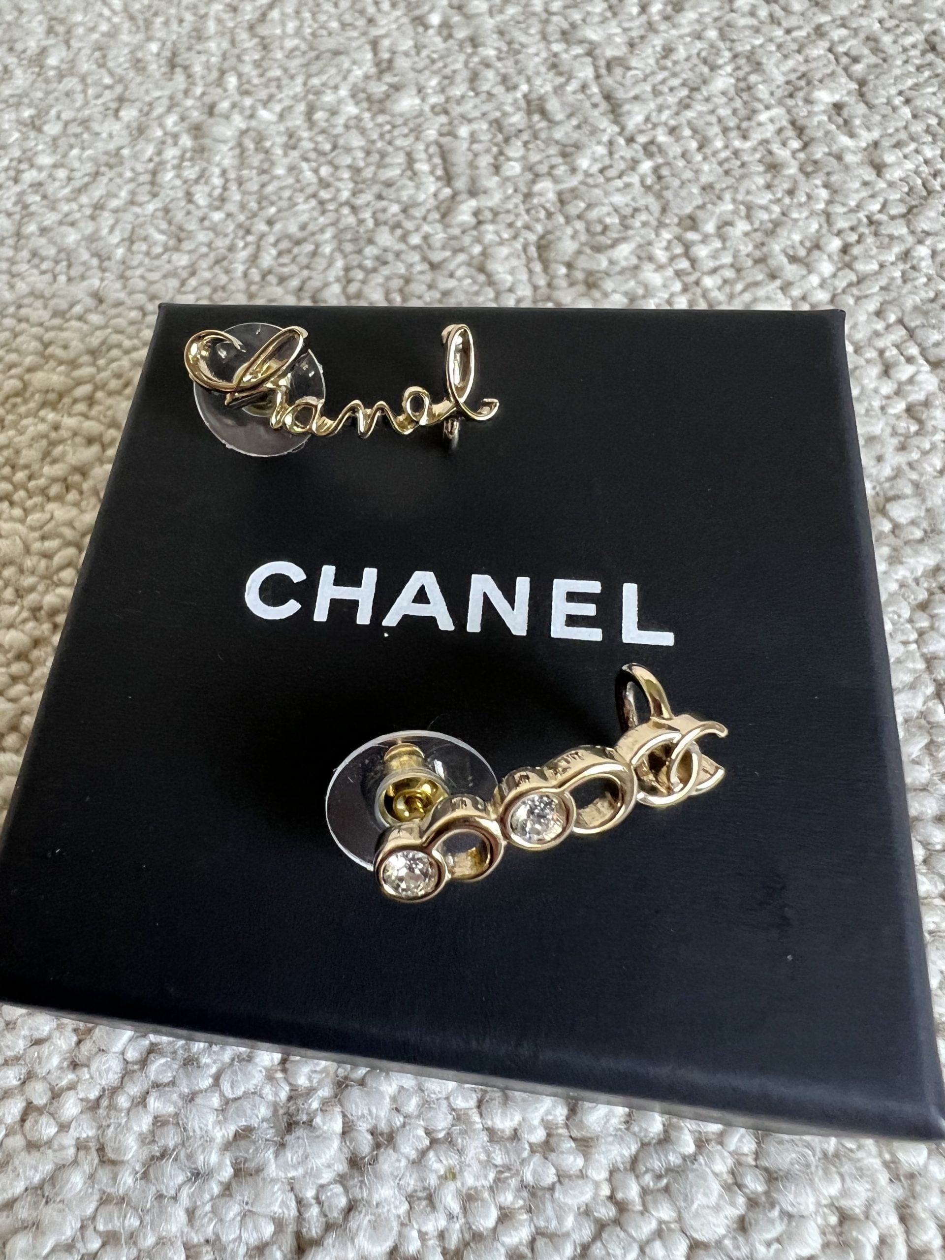 Chanel hot sale crystal earrings