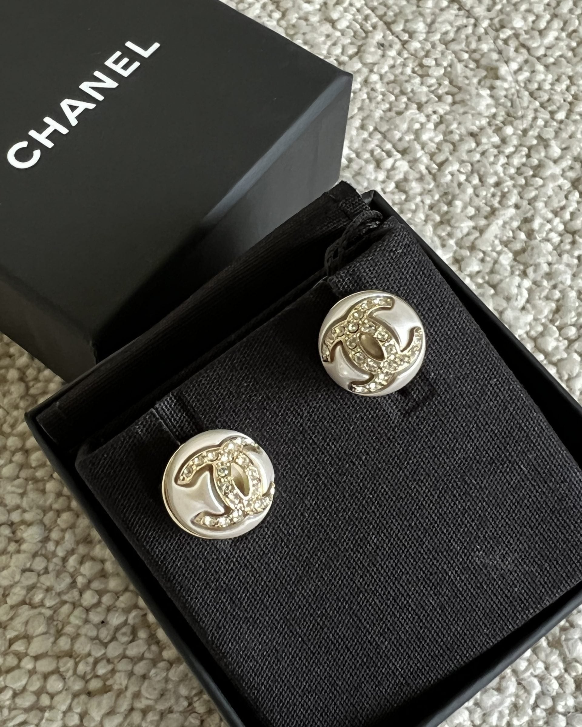 CHANEL Earrings Gold Chanel Round CC Earrings - Redeluxe