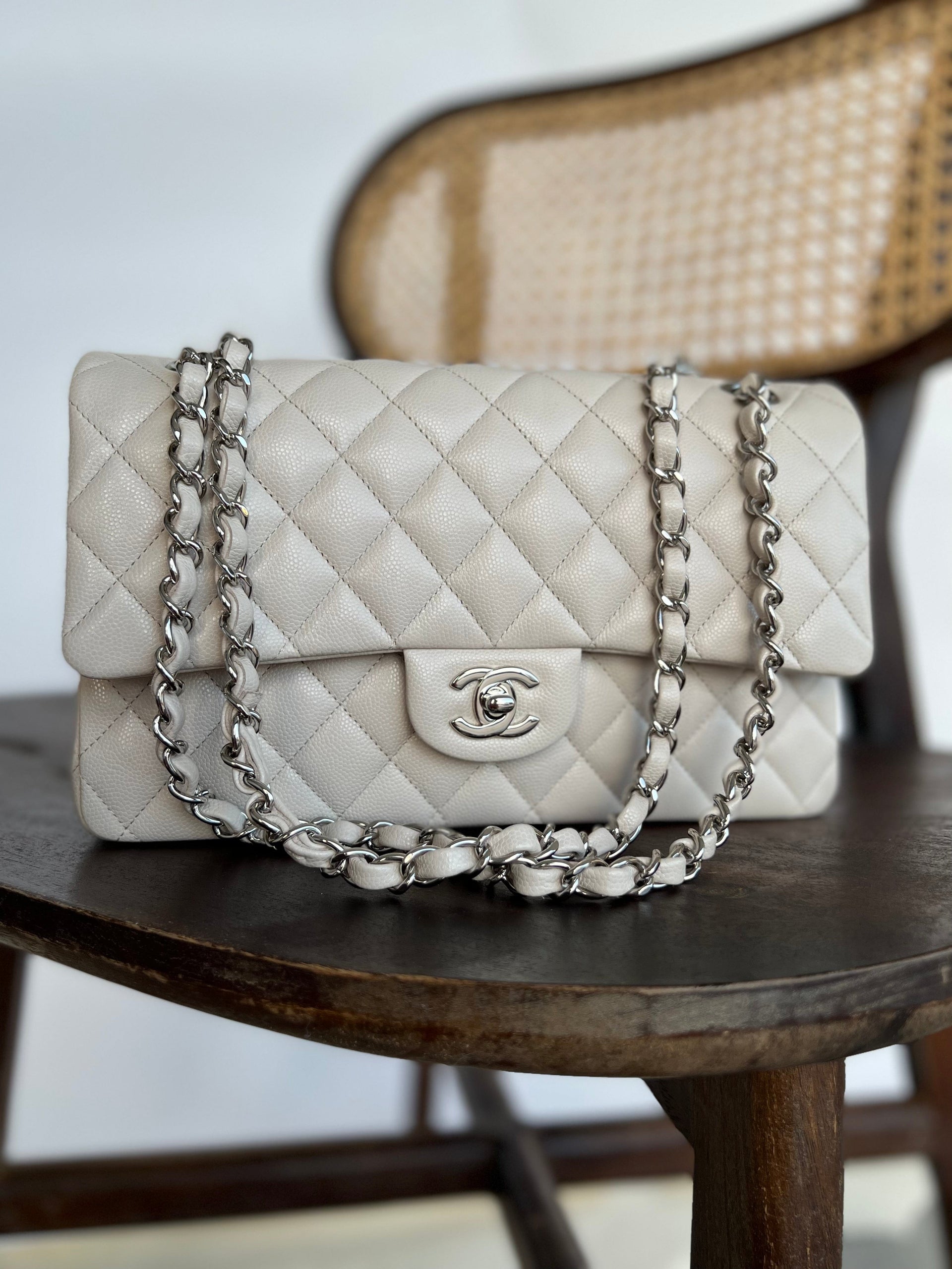 Chanel classic flap discount bag silver hardware