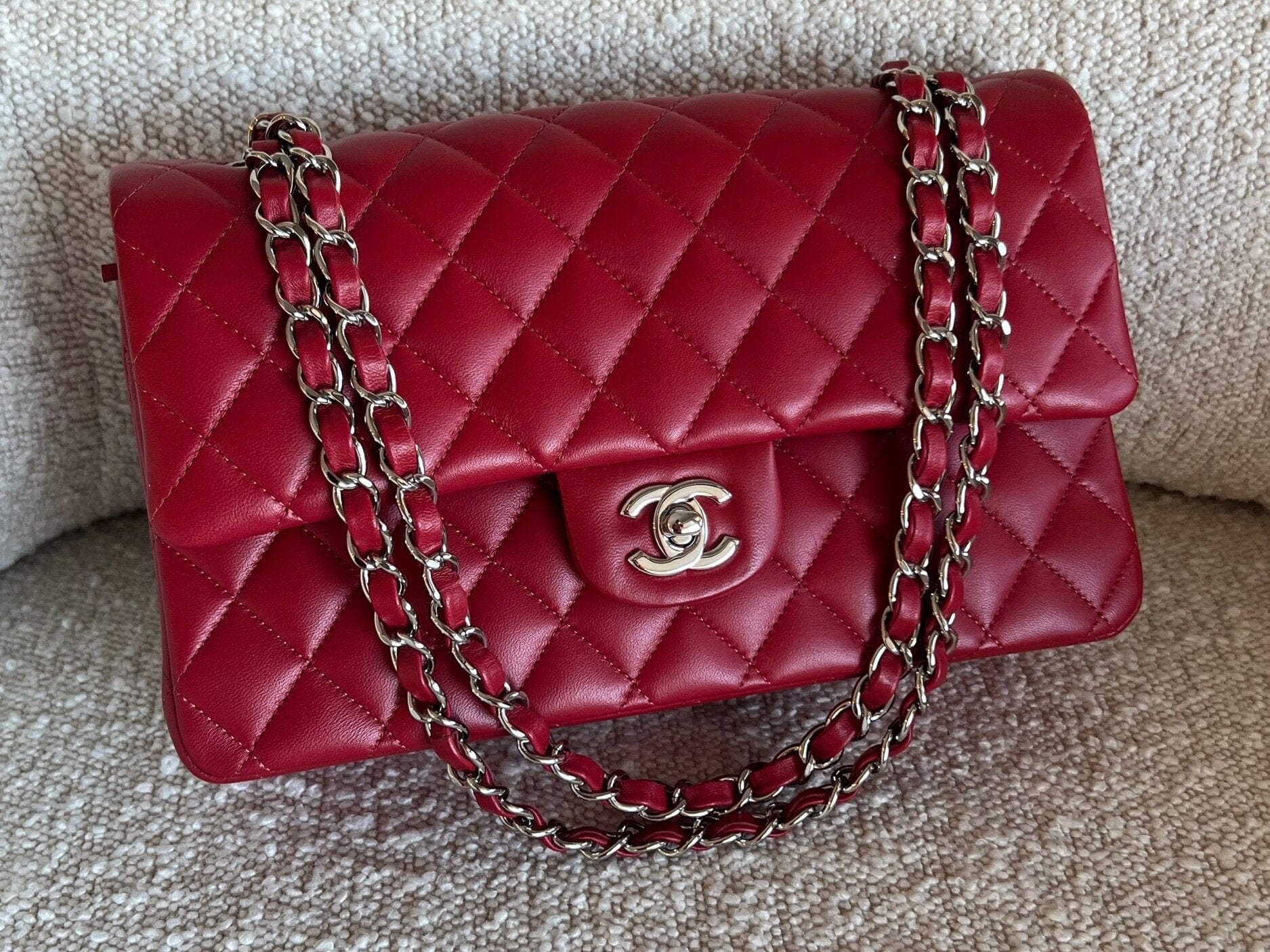 CHANEL Handbag 20B Red Lambskin Quilted Classic Flap Medium SHW - Redeluxe