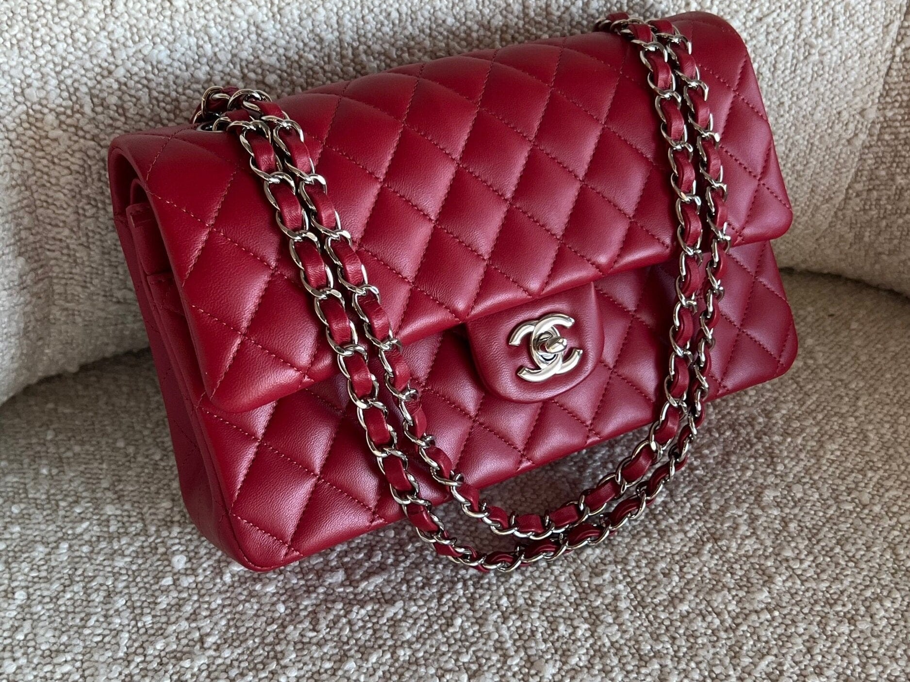 CHANEL Handbag 20B Red Lambskin Quilted Classic Flap Medium SHW - Redeluxe