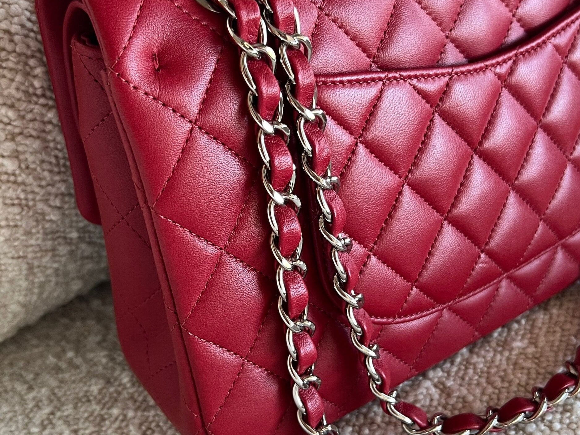 CHANEL Handbag 20B Red Lambskin Quilted Classic Flap Medium SHW - Redeluxe