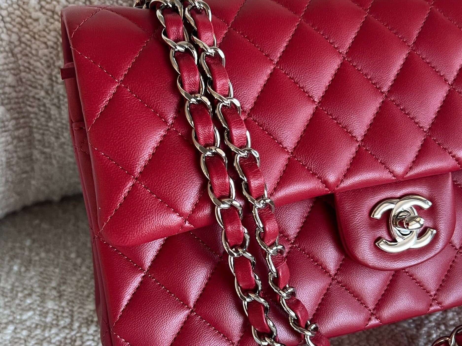 CHANEL Handbag 20B Red Lambskin Quilted Classic Flap Medium SHW - Redeluxe