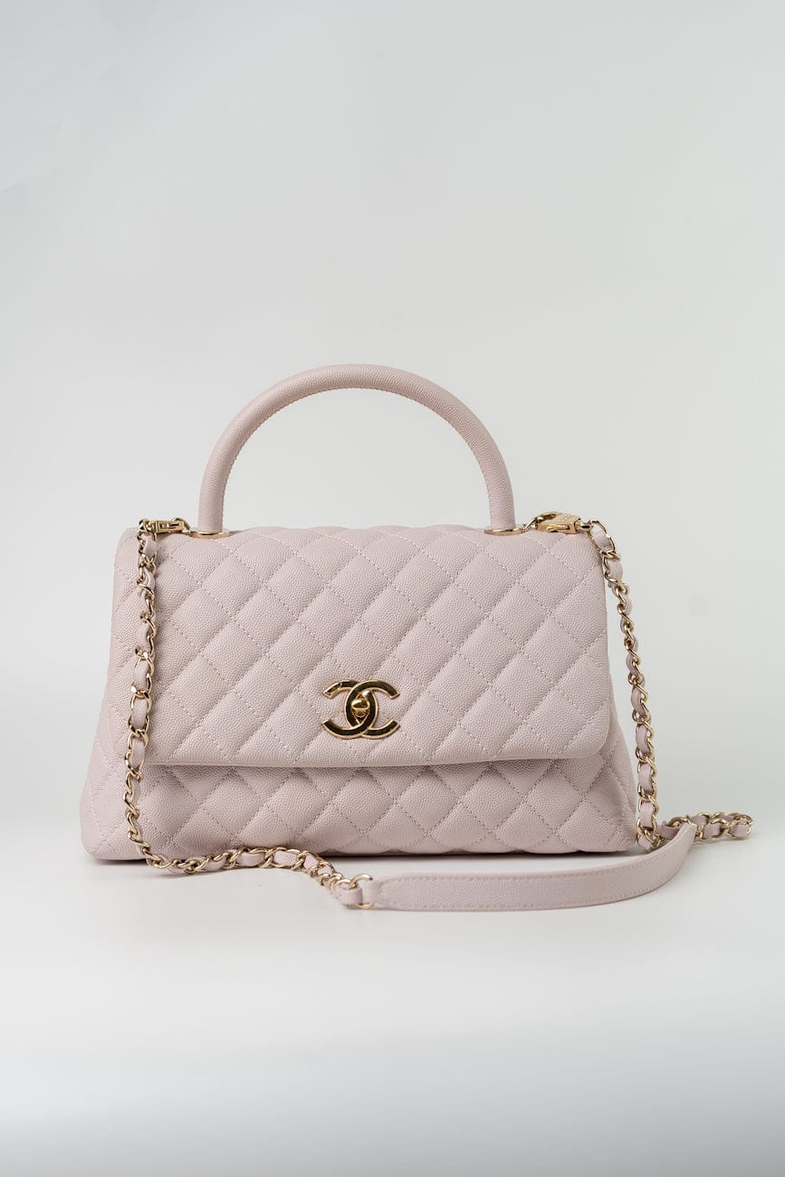 Chanel handbag shop hi-res stock photography and images - Alamy