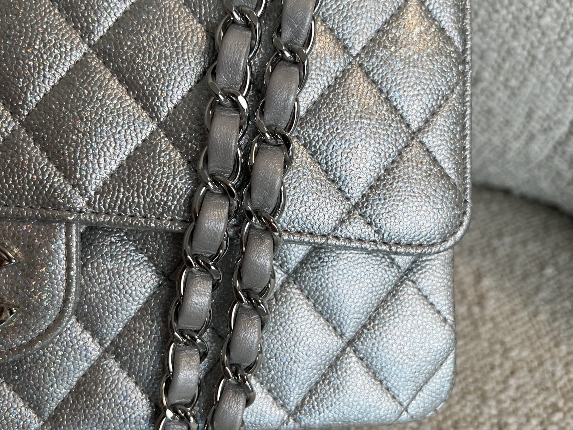 CHANEL Handbag 21K Silver Metallic Caviar Quilted Medium Classic Flap SHW - Redeluxe