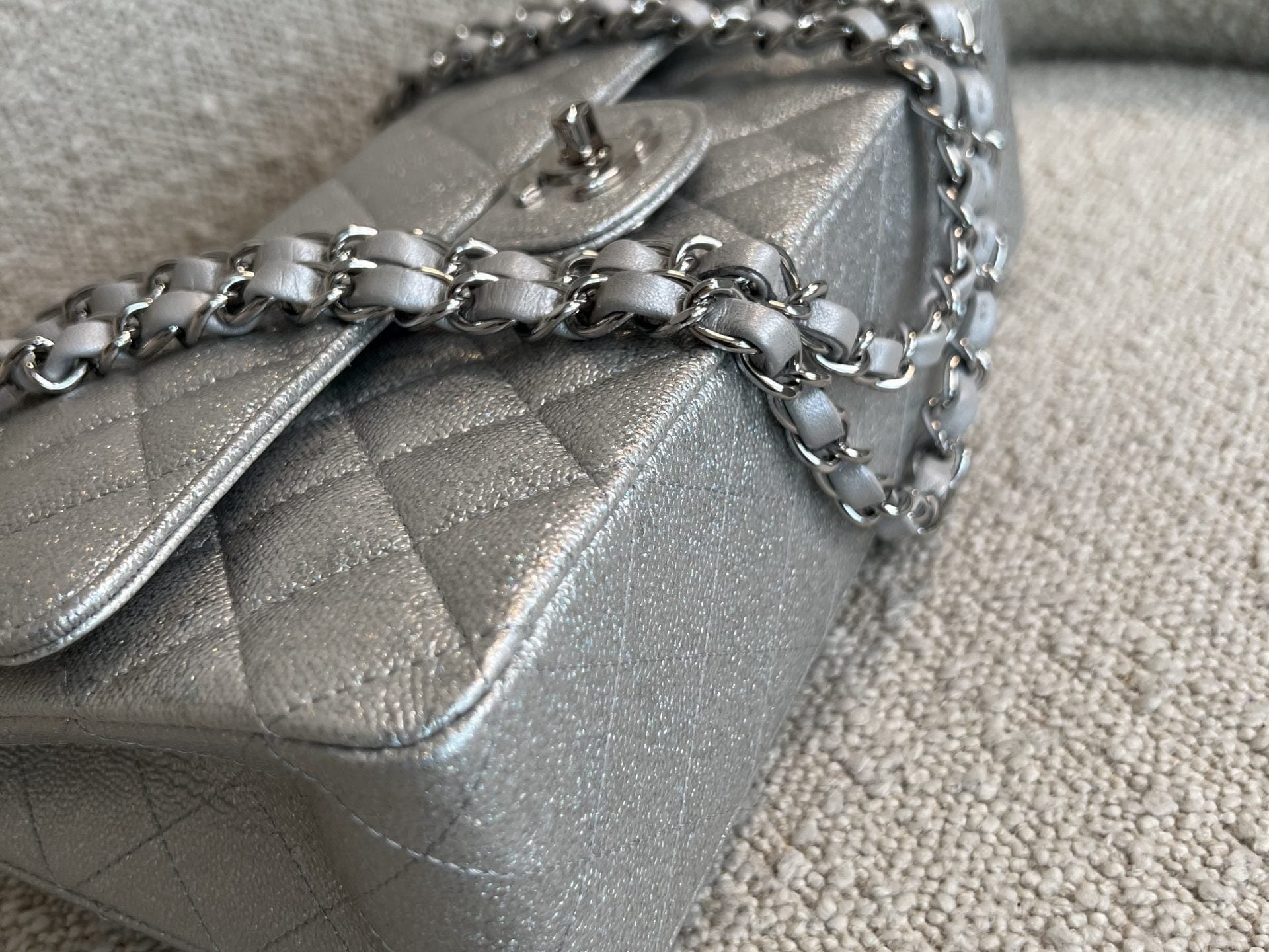 CHANEL Handbag 21K Silver Metallic Caviar Quilted Medium Classic Flap SHW - Redeluxe