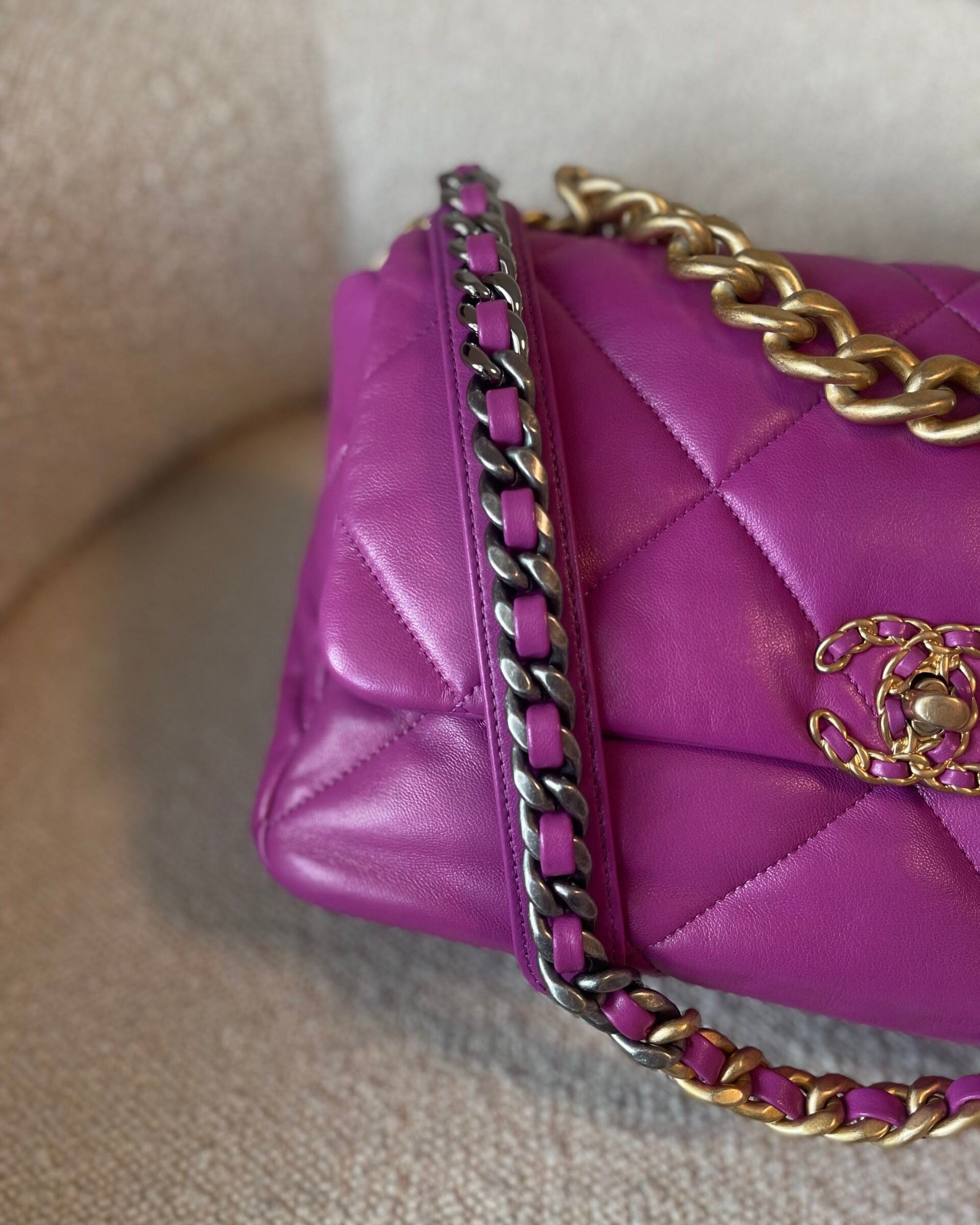 CHANEL Handbag 21P Magenta Lambskin Quilted 19 Flap Large Mixed Hardware - Redeluxe