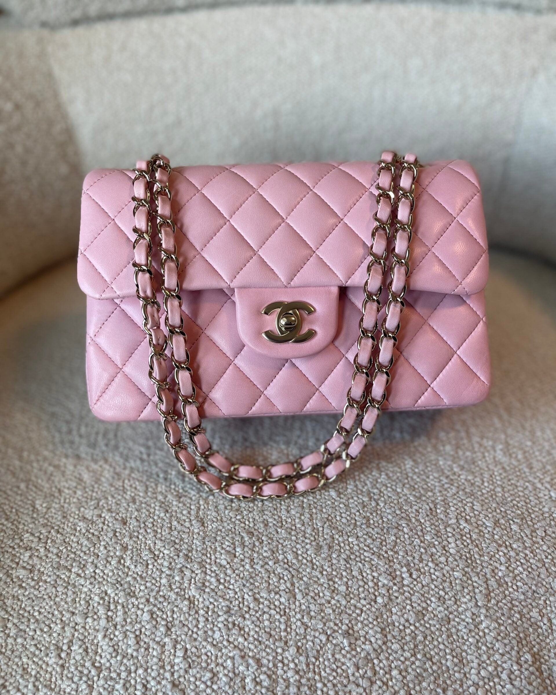 CHANEL Handbag 21S Light Pink Lambskin Quilted Classic Flap Small - Redeluxe