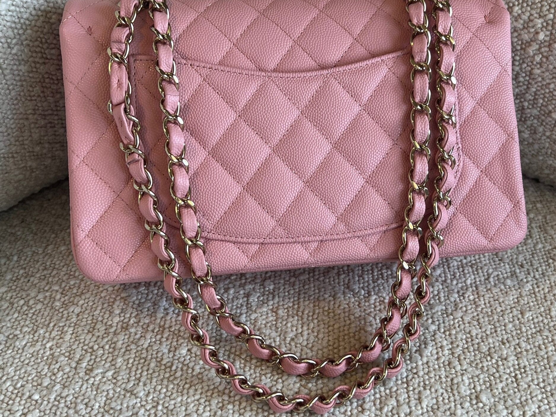 CHANEL Handbag 22C Sakura Pink Caviar Quilted Classic Flap Small LGHW - Redeluxe