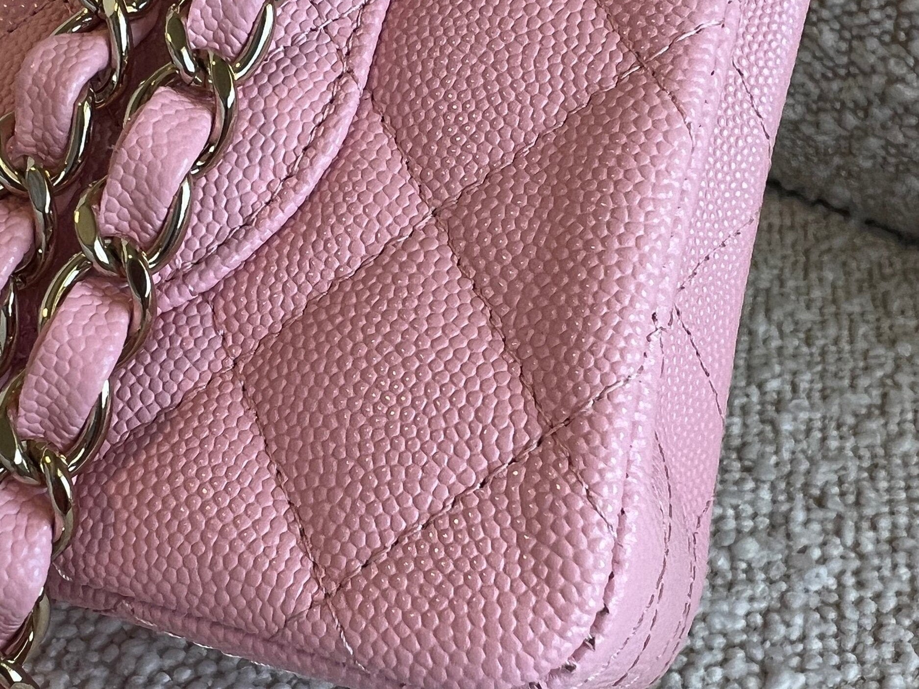 CHANEL Handbag 22C Sakura Pink Caviar Quilted Classic Flap Small LGHW - Redeluxe