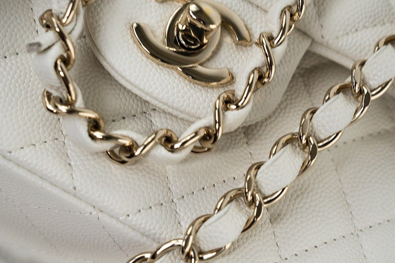 CHANEL Handbag 22C White Caviar Quilted Classic Flap Small Light Gold Hardware - Redeluxe