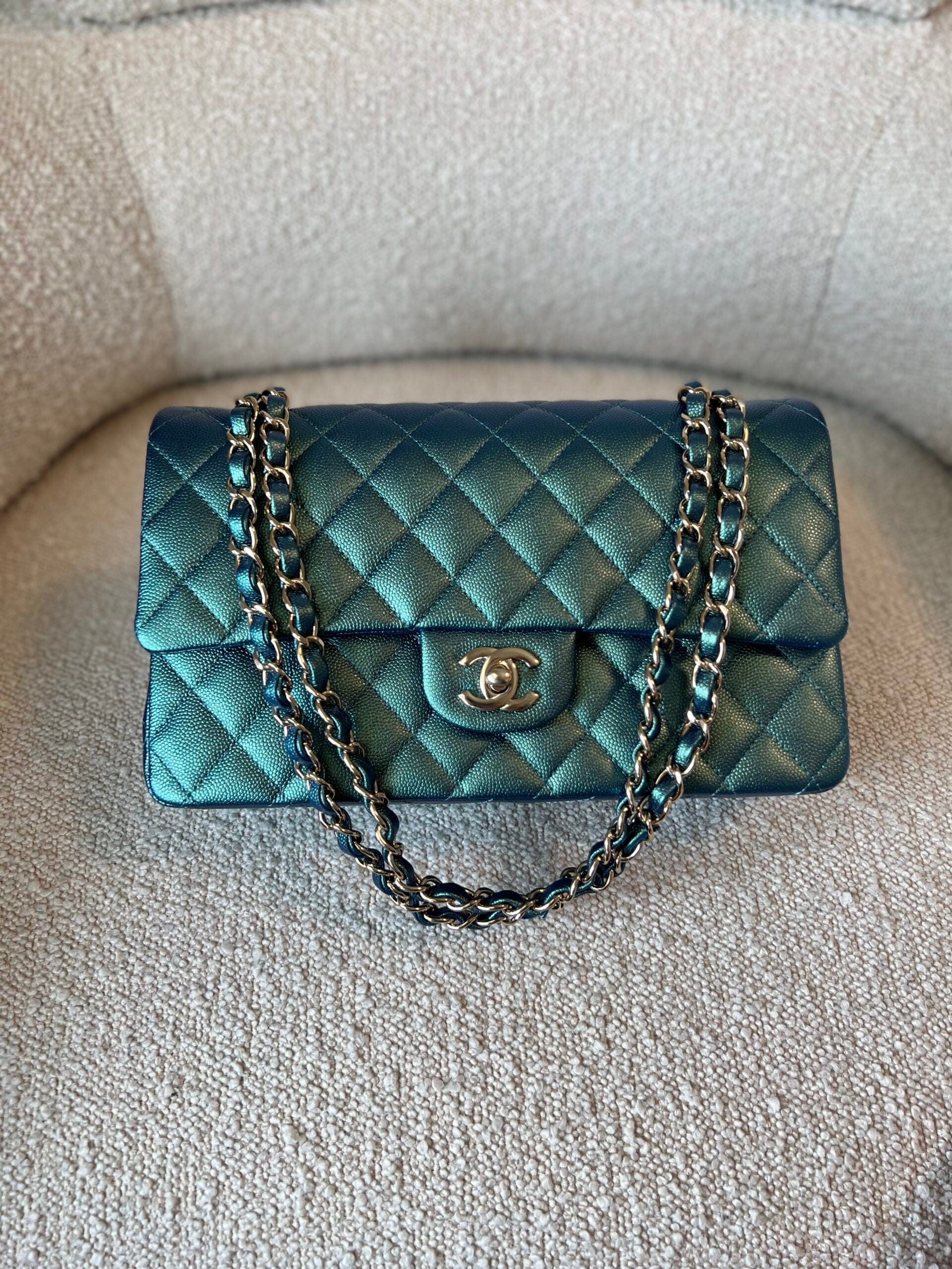 Chanel best sale iridescent green