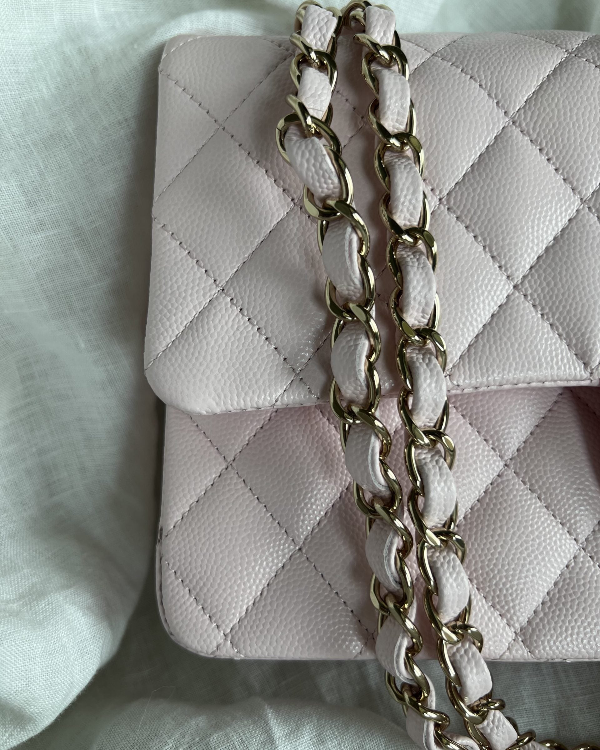 CHANEL Handbag 22P Light Pink Caviar Quilted Classic Flap Medium LGHW - Redeluxe