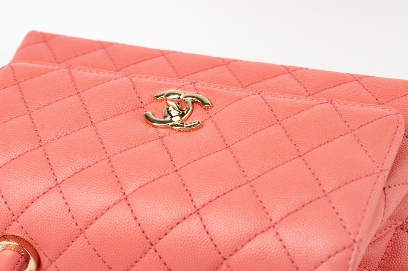 CHANEL Handbag 22P Pink Caviar Quilted Coco Handle Small LGHW - Redeluxe