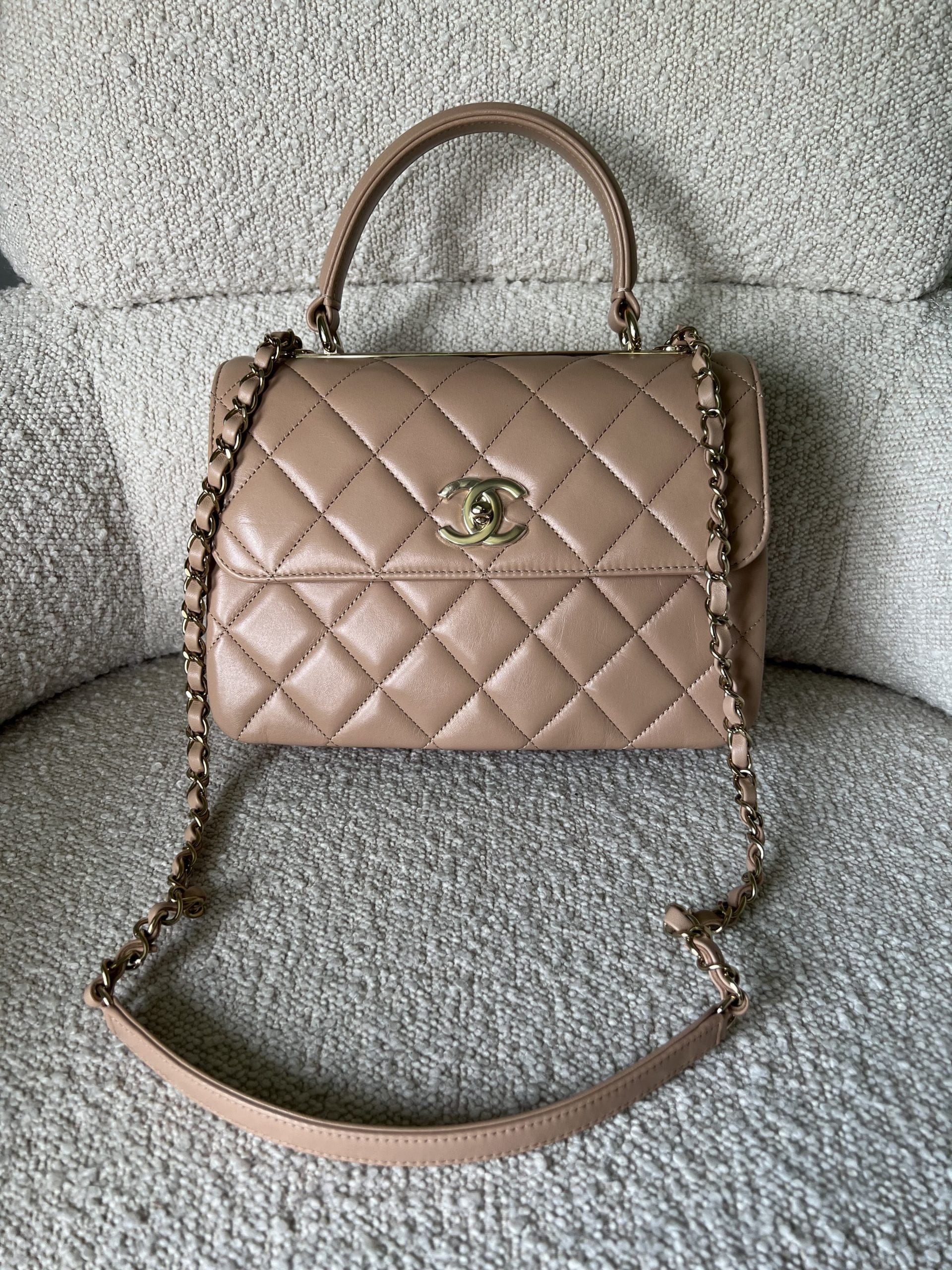 Beige chanel trendy cc sale