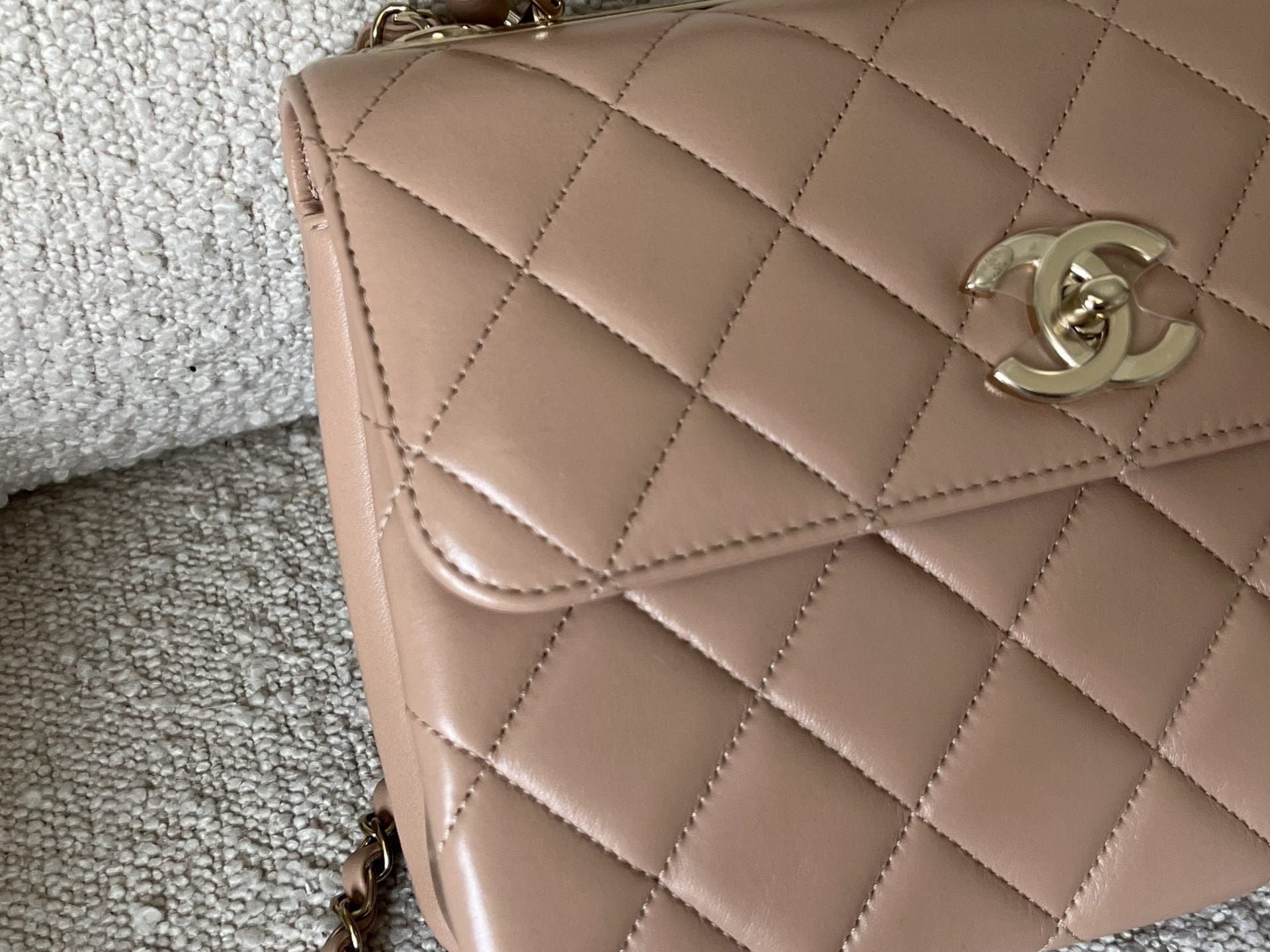 CHANEL Handbag 22S Beige Lambskin Quilted Trendy CC Light Gold Hardware - Redeluxe