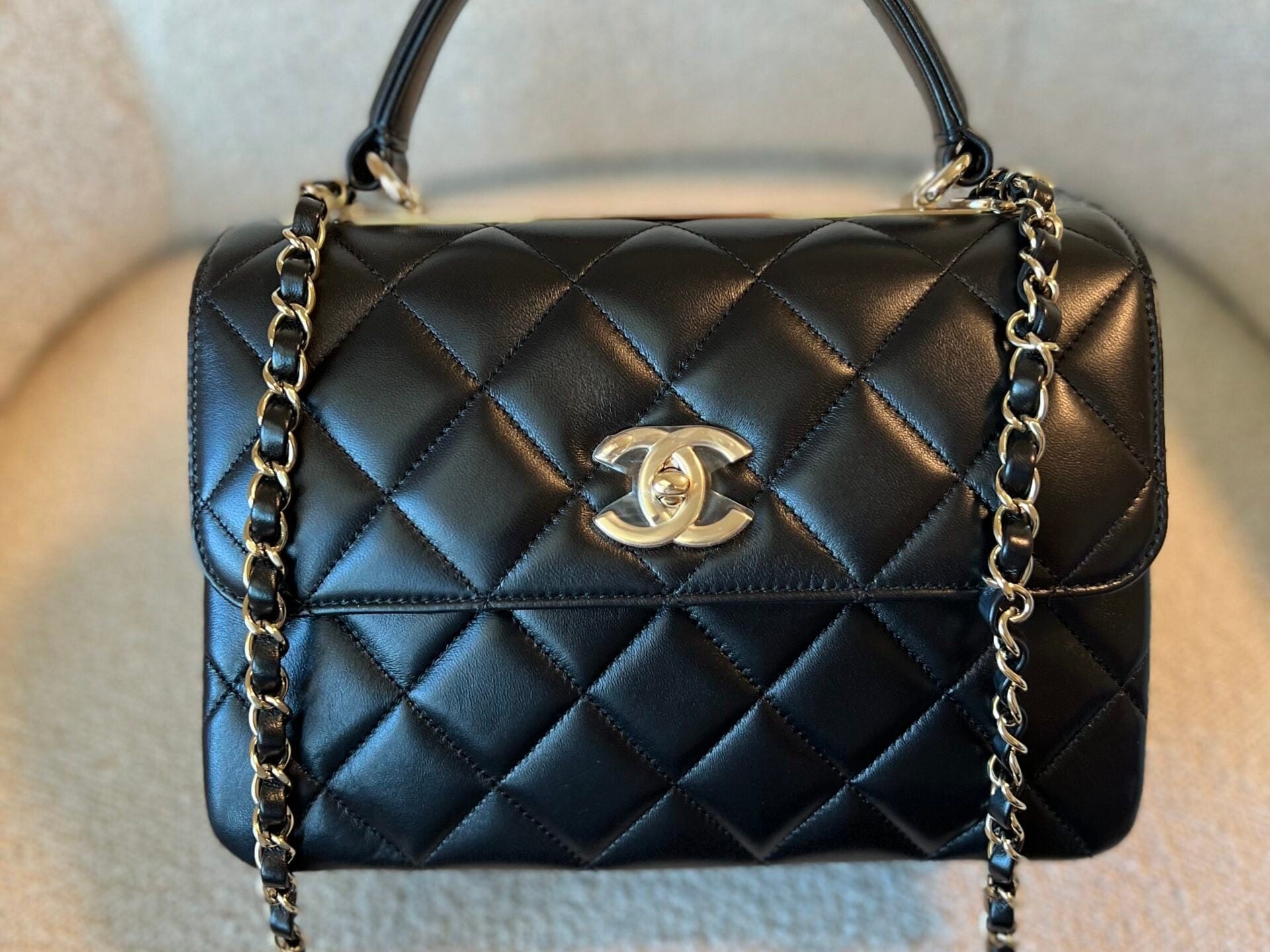 CHANEL Handbag 22S Black Lambskin Quilted Trendy CC Small LGHW - Redeluxe