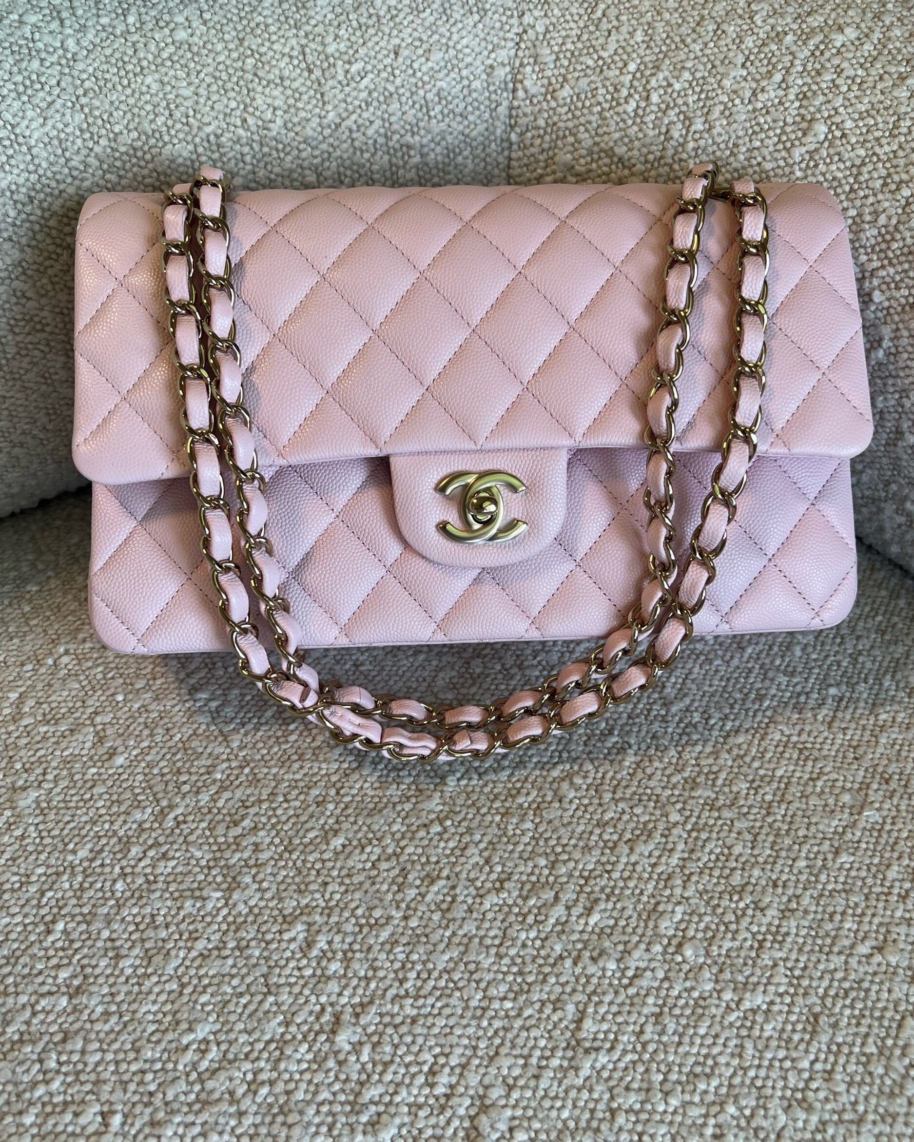 CHANEL Handbag 22S Light Pink Caviar Quilted Classic Flap Medium LGHW - Redeluxe