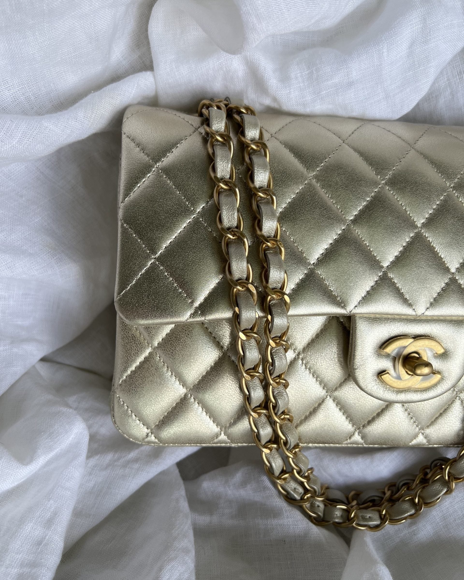 CHANEL Handbag Chanel Metallic Gold Lambskin Quilted Classic Flap Medium AGHW - Redeluxe