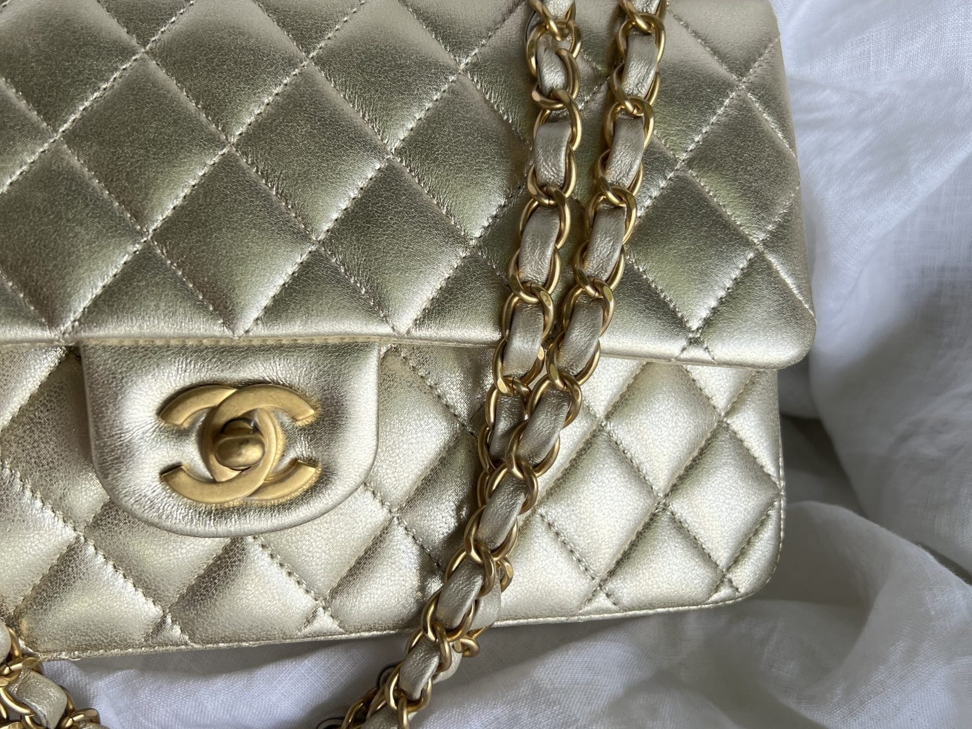 CHANEL Handbag Chanel Metallic Gold Lambskin Quilted Classic Flap Medium AGHW - Redeluxe