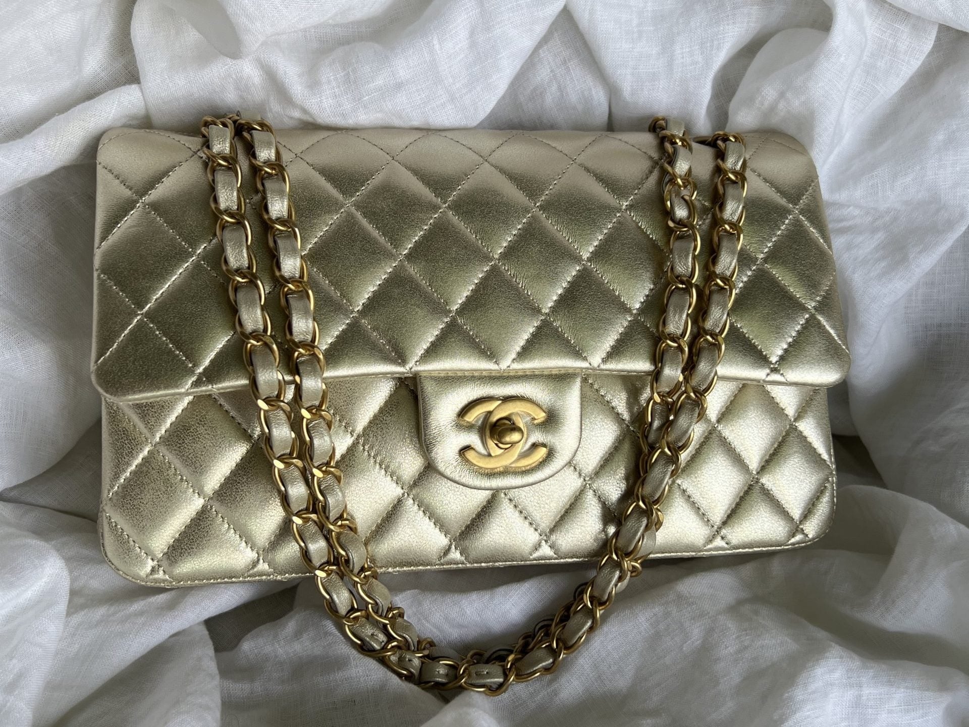 CHANEL Handbag Chanel Metallic Gold Lambskin Quilted Classic Flap Medium AGHW - Redeluxe