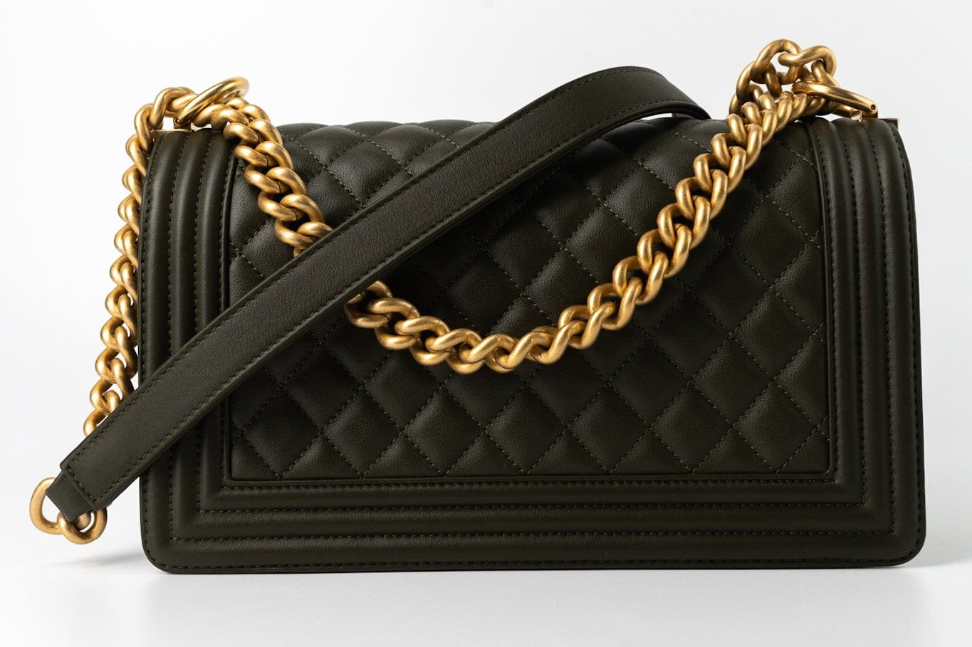 CHANEL Handbag Green Khaki Green Lambskin Quilted Medium Boy Bag Aged Gold Hardware - Redeluxe