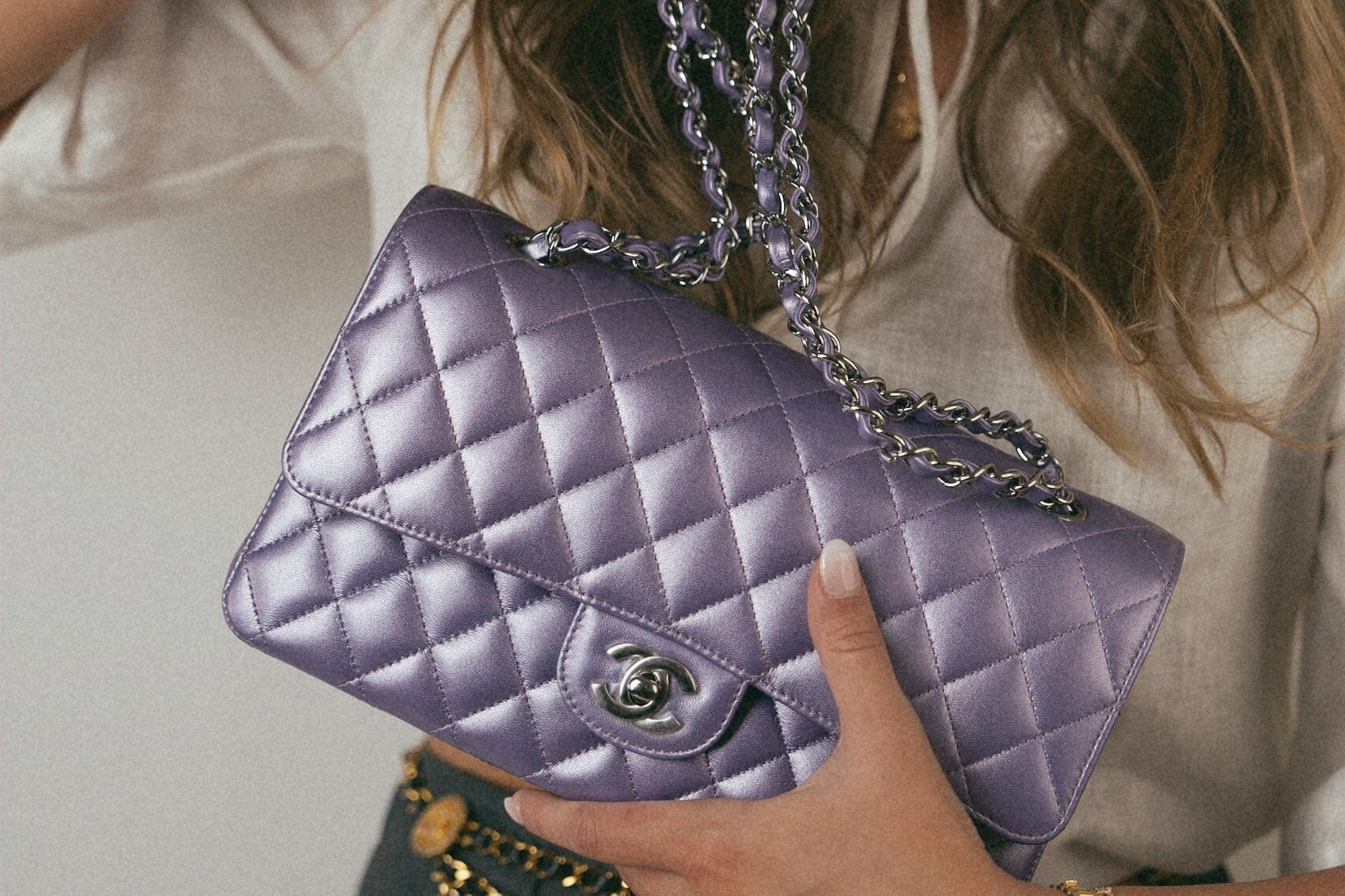 CHANEL Handbag Purple 23P Metallic Purple Lambskin Quilted Classic Flap Medium Silver Hardware - Redeluxe