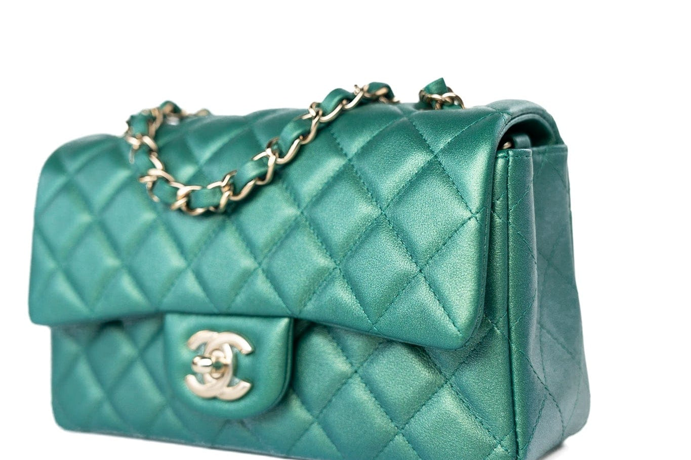 CHANEL Handbag Single flap / Green 22A Iridescent Green Lambskin Quilted Mini Rectangular Single Flap Light Gold Hardware - Redeluxe