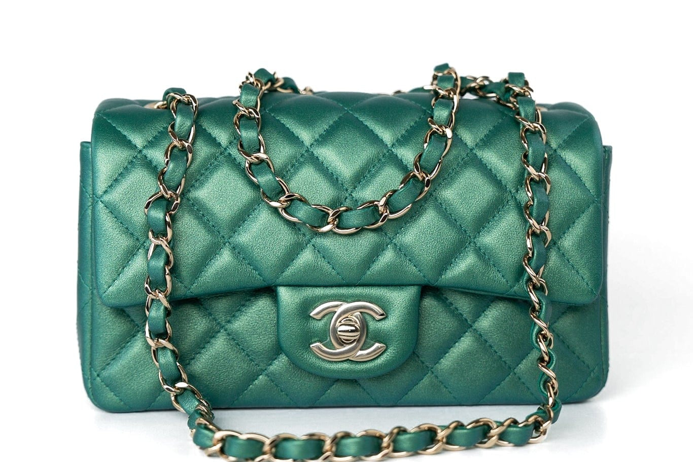 CHANEL Handbag Single flap / Green 22A Iridescent Green Lambskin Quilted Mini Rectangular Single Flap Light Gold Hardware - Redeluxe