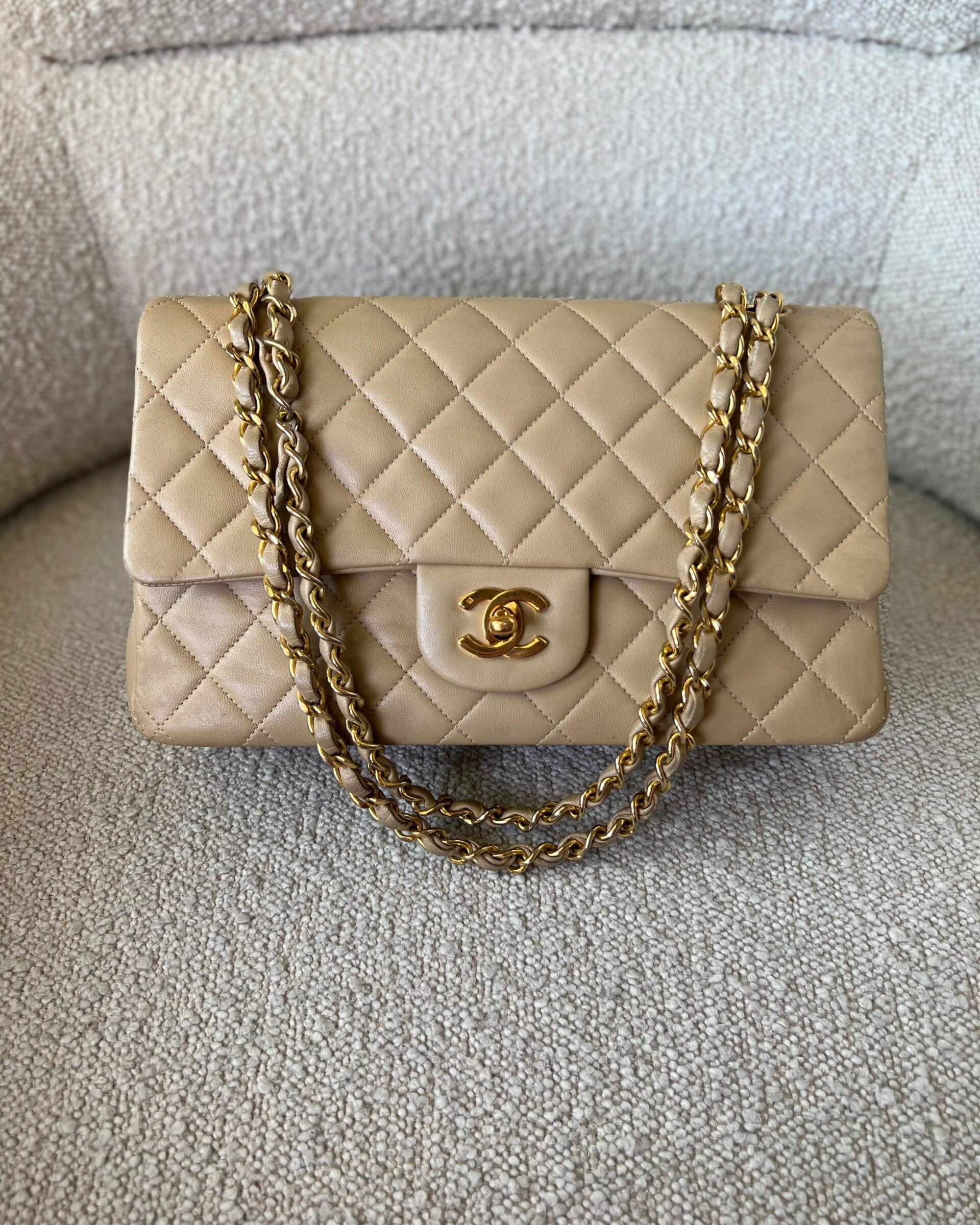 CHANEL Handbag Vintage Beige Lambskin Quilted Classic Flap Medium GHW - Redeluxe