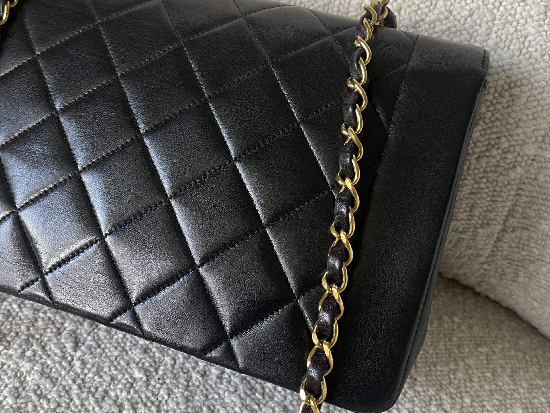 CHANEL Handbag Vintage Black Lambskin Quilted Medium Diana Flap GHW - Redeluxe