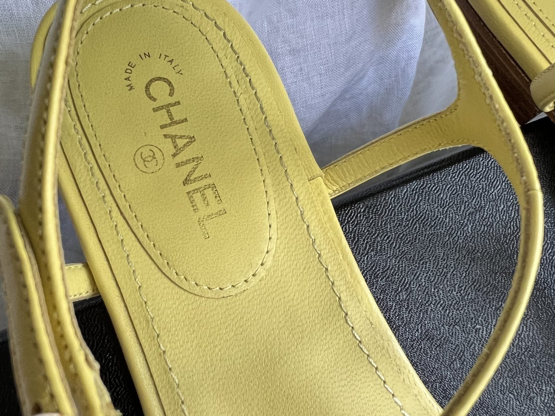 CHANEL Sandals Chanel 20S Yellow Sandals Size 39 - Redeluxe