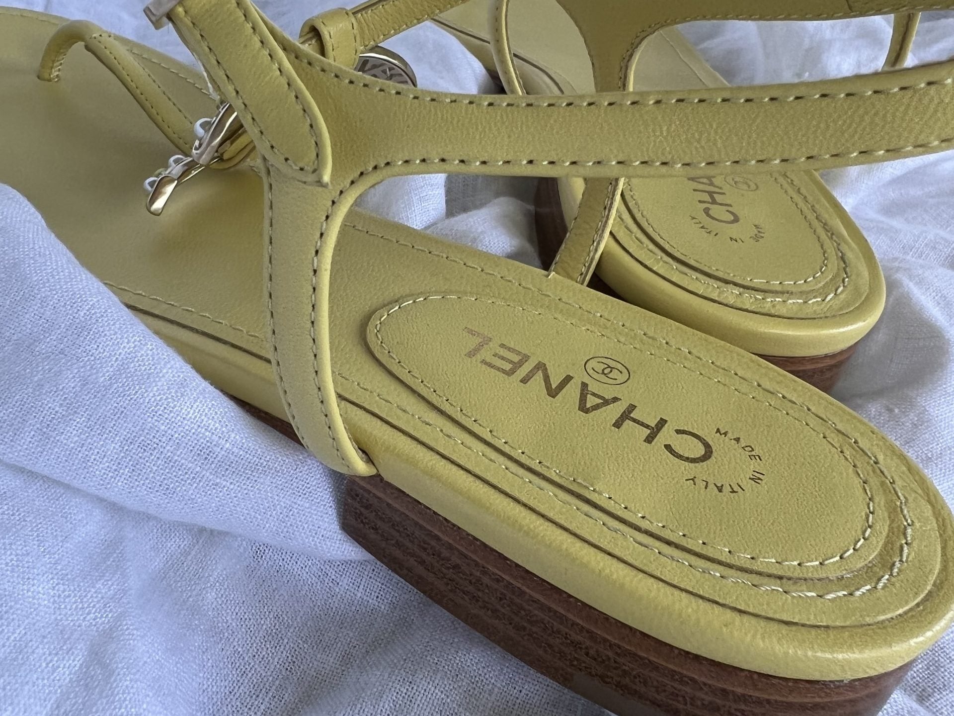 CHANEL Sandals Chanel 20S Yellow Sandals Size 39 - Redeluxe