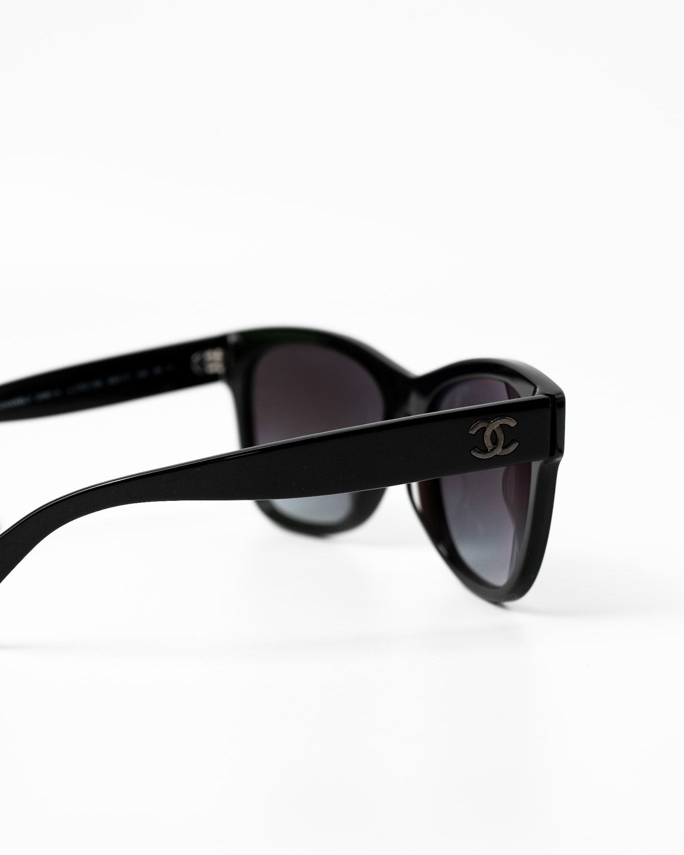 CHANEL Sunglasses Black Black CC Sunglasses 5380-A - Redeluxe