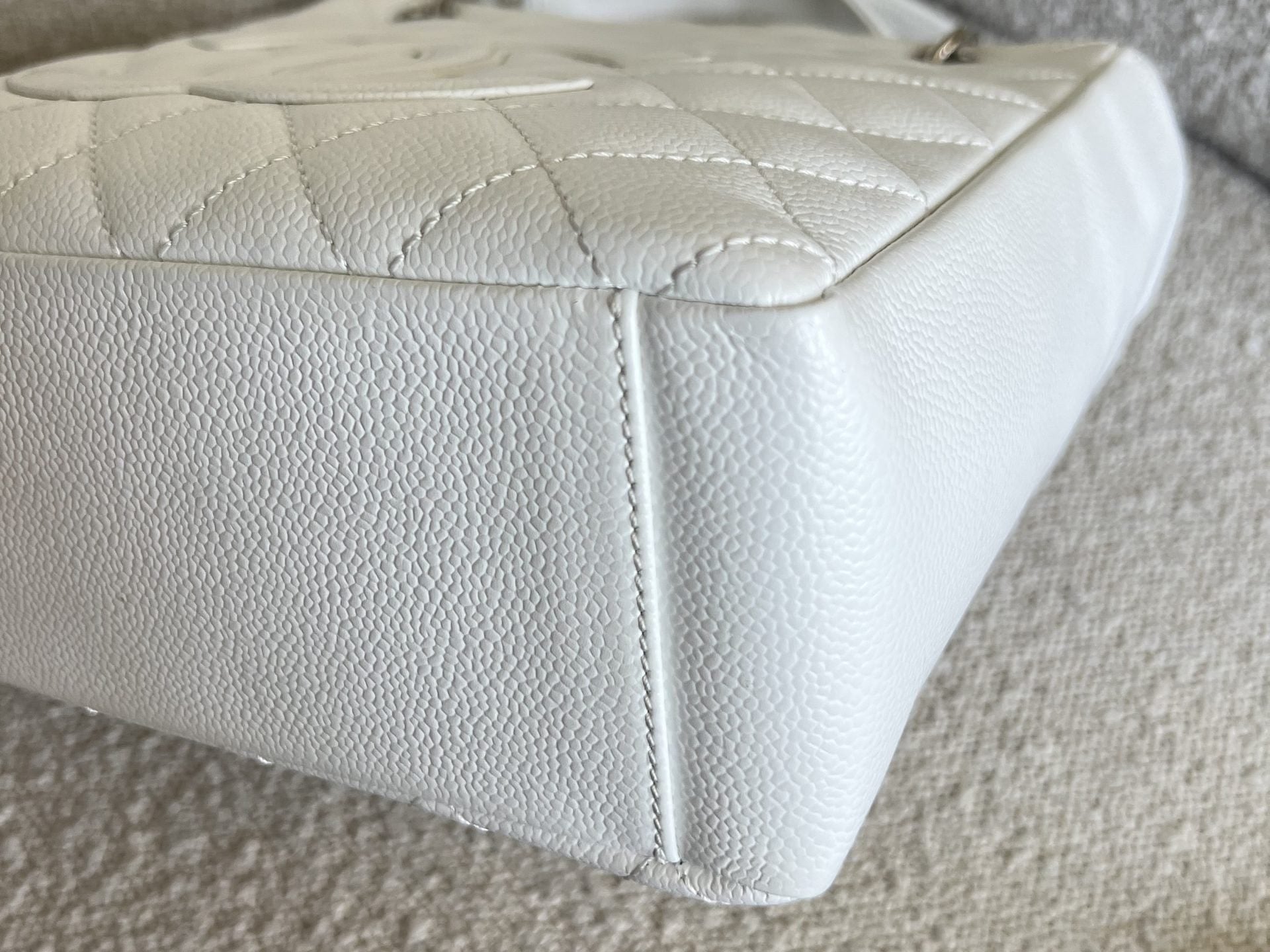 CHANEL Tote White Caviar Quilted Petite Shopping Tote - Redeluxe