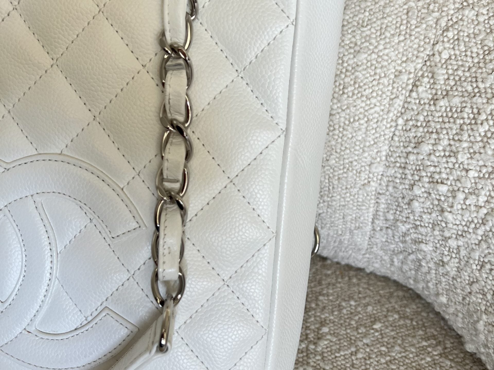 CHANEL Tote White Caviar Quilted Petite Shopping Tote - Redeluxe