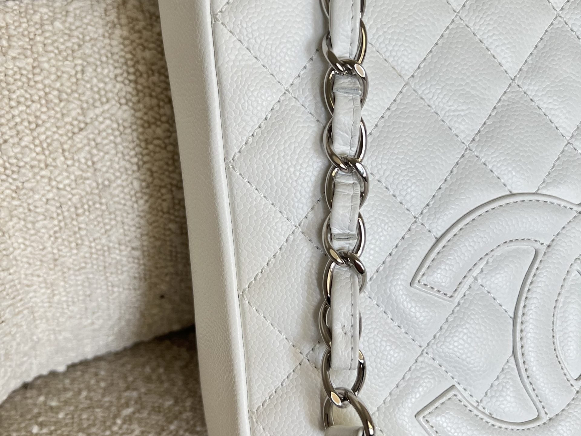 CHANEL Tote White Caviar Quilted Petite Shopping Tote - Redeluxe