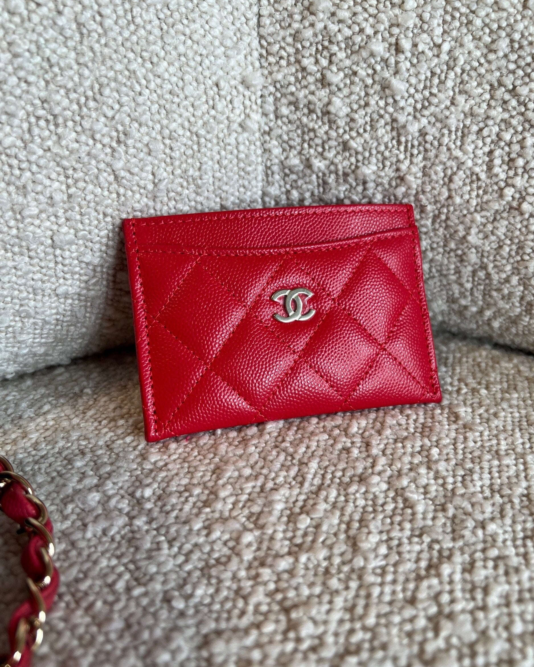 CHANEL Wallet 22S Red Caviar Quilted Card Holder LGHW - Redeluxe