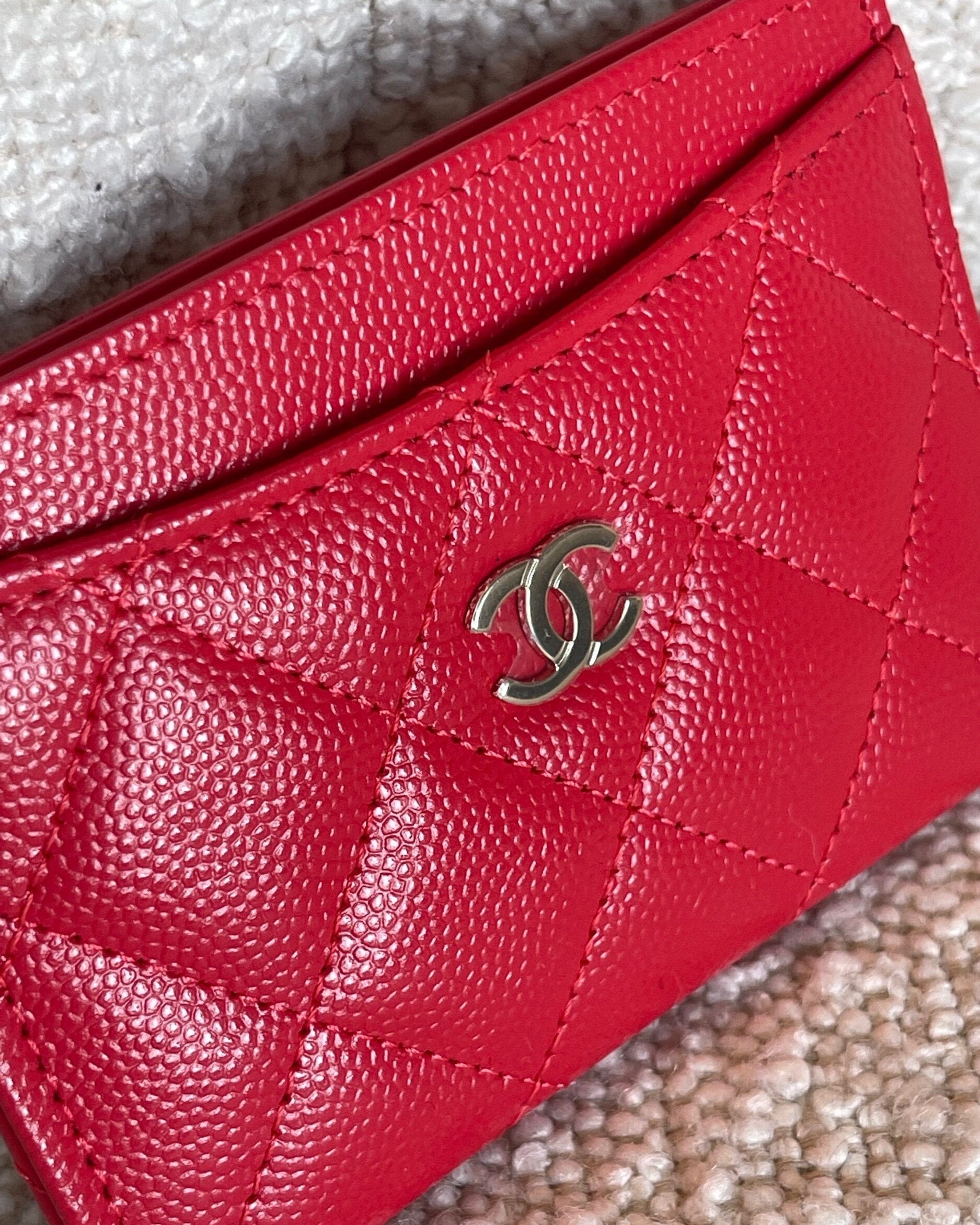 CHANEL Wallet 22S Red Caviar Quilted Card Holder LGHW - Redeluxe