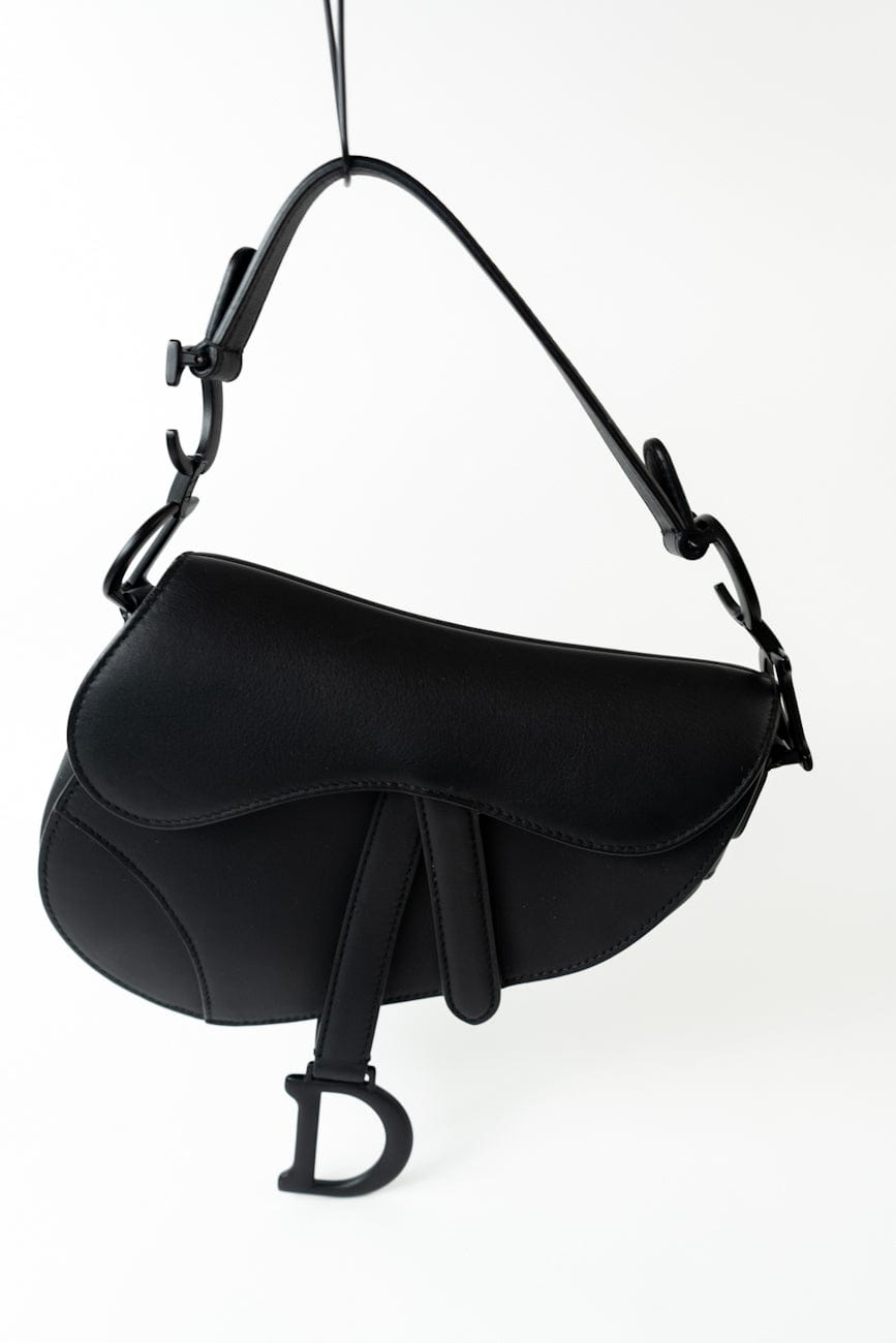 Saddle bag in black calfskin outlet price