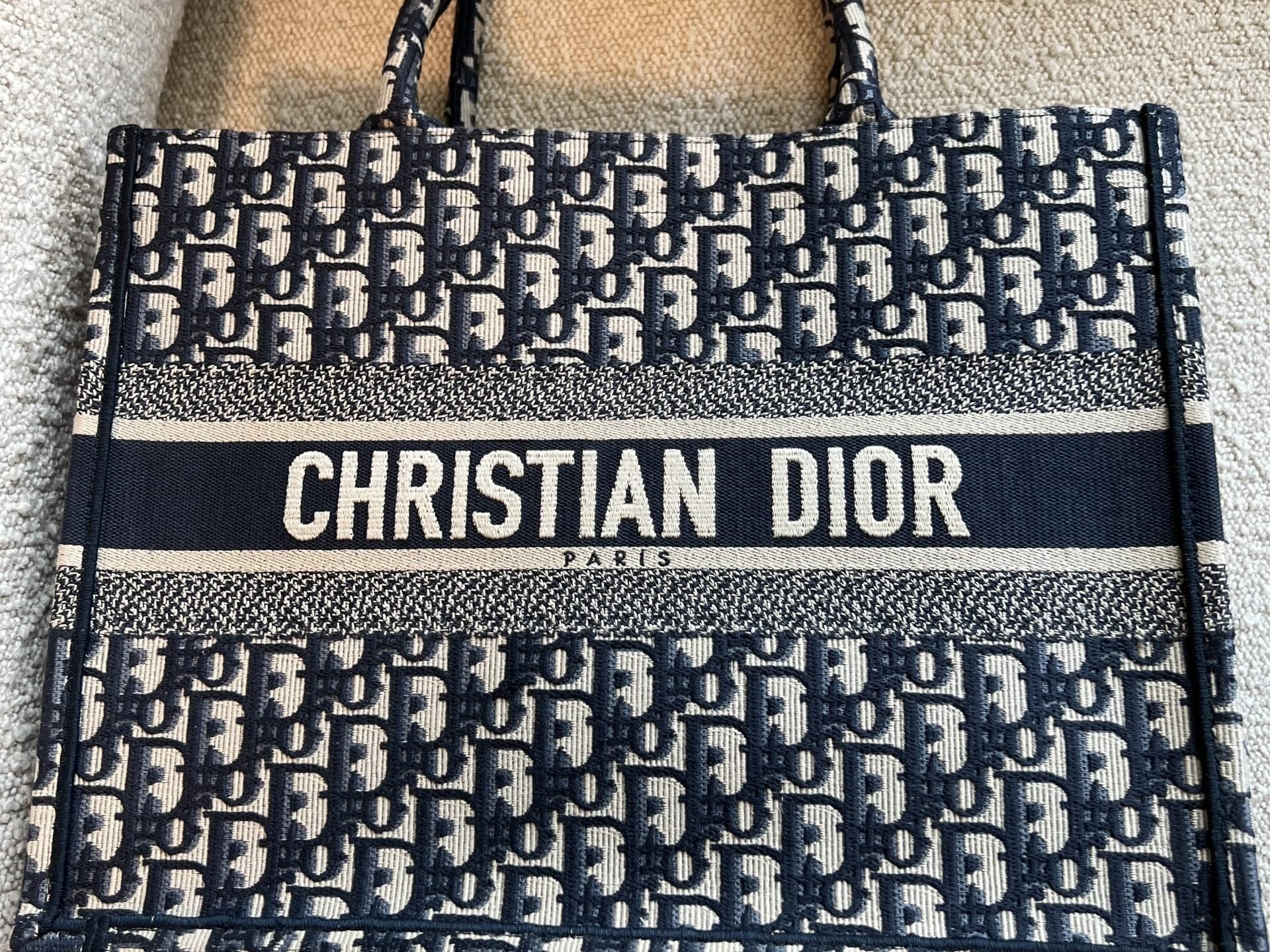 Christian Dior Tote Dior Blue Book Tote Oblique Medium - Redeluxe