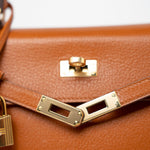 Hermes Handbag Brown Kelly 25 Pain d’Epice Chèvre Mysore Goatskin Gold Plated Hardware Y Stamp - Redeluxe