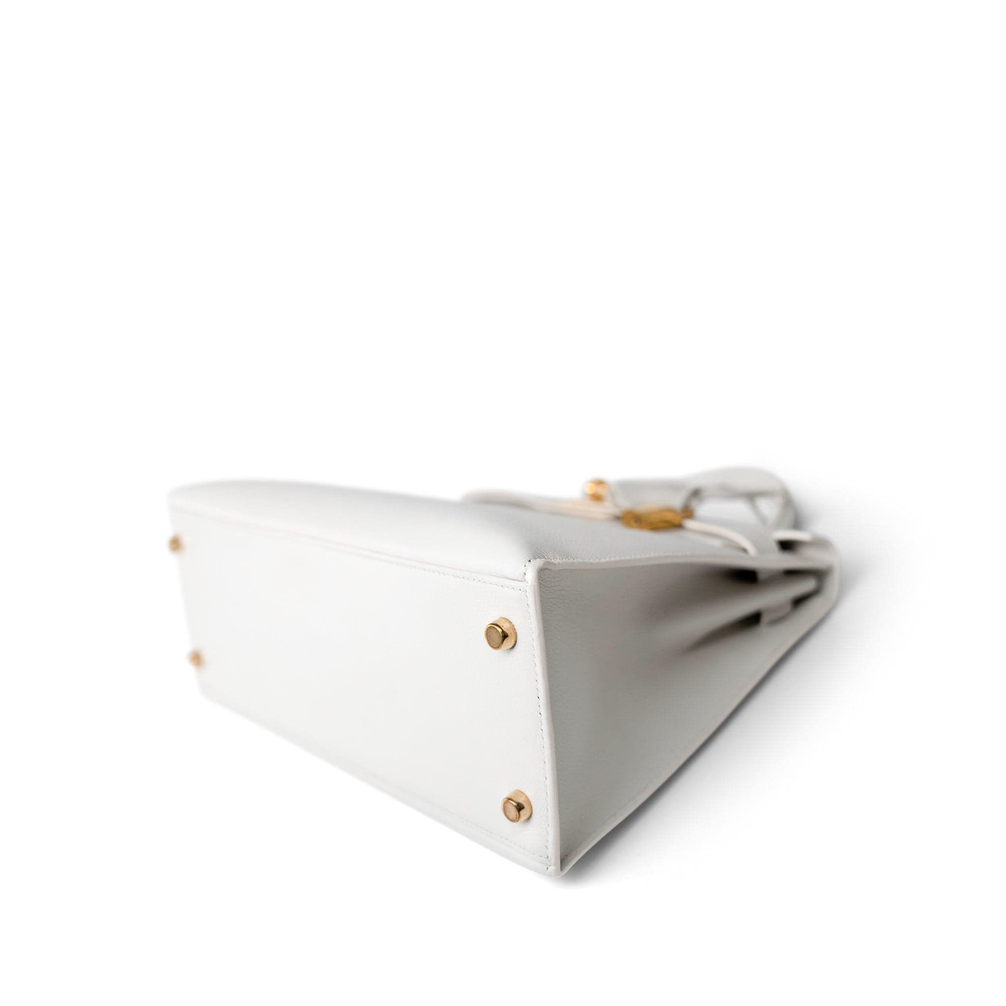 Hermes Handbag Kelly / White Kelly Sellier 28 White Veau Graine Gold Plated W Circle Stamp - Redeluxe